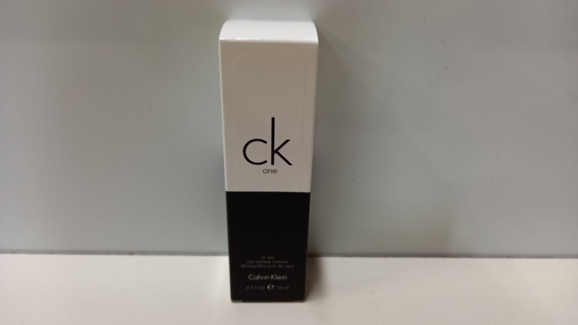 25 X BRAND NEW BOXED CK ONE EYE MAKEUP REMOVER (125ML) - PICK LOOSE