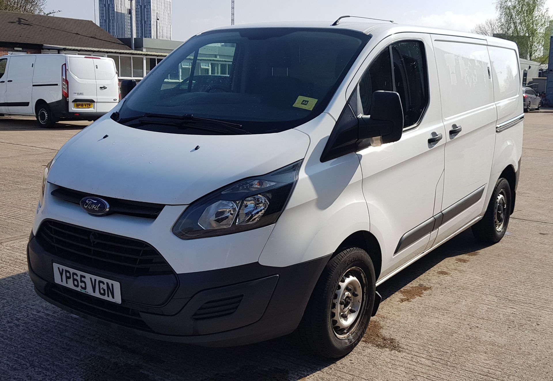 WHITE FORD TRANSIT CUSTOM 270 ECO TECH. ( DIESEL ) Reg : YP65 VGN, Mileage : 93,455 Details: FIRST - Image 2 of 13