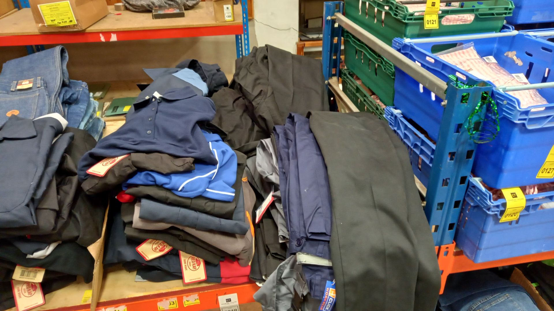 50 PIECE MIXED WORK CLOTHING LOT CONTAINING JACKETS, SHIRTS AND PANTS ETC (PLEASE NOTE SOME ITEMS