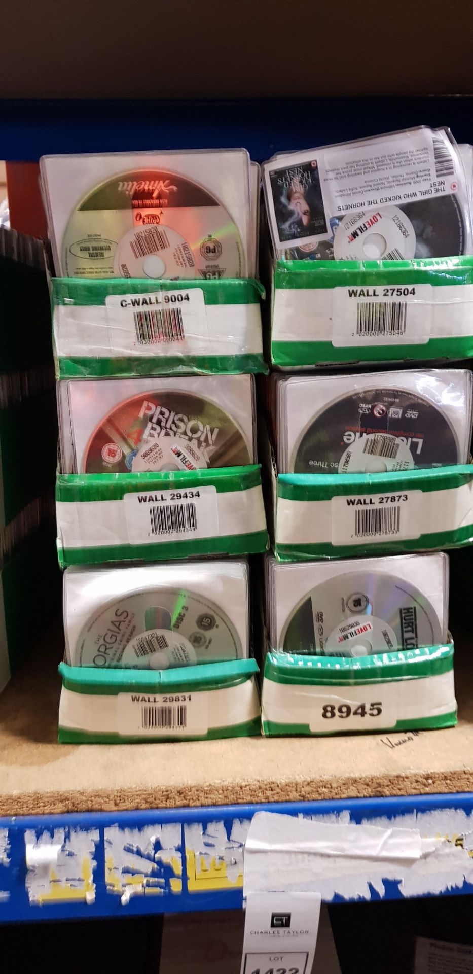 1200 PIECE MIXED DVD LOT CONTAINING PRISON BREAK, HURT LOCKER, THE PACIFIC, HEROES, SHREK,