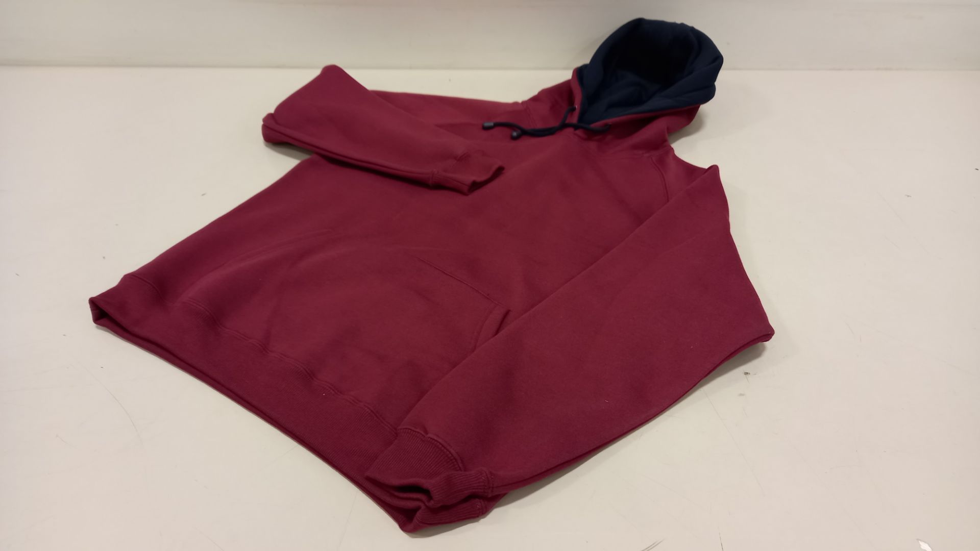 20 X BRAND NEW PAPINI ADULT HOODED JUMPERS IN WINE COLOUR IN SIZE S