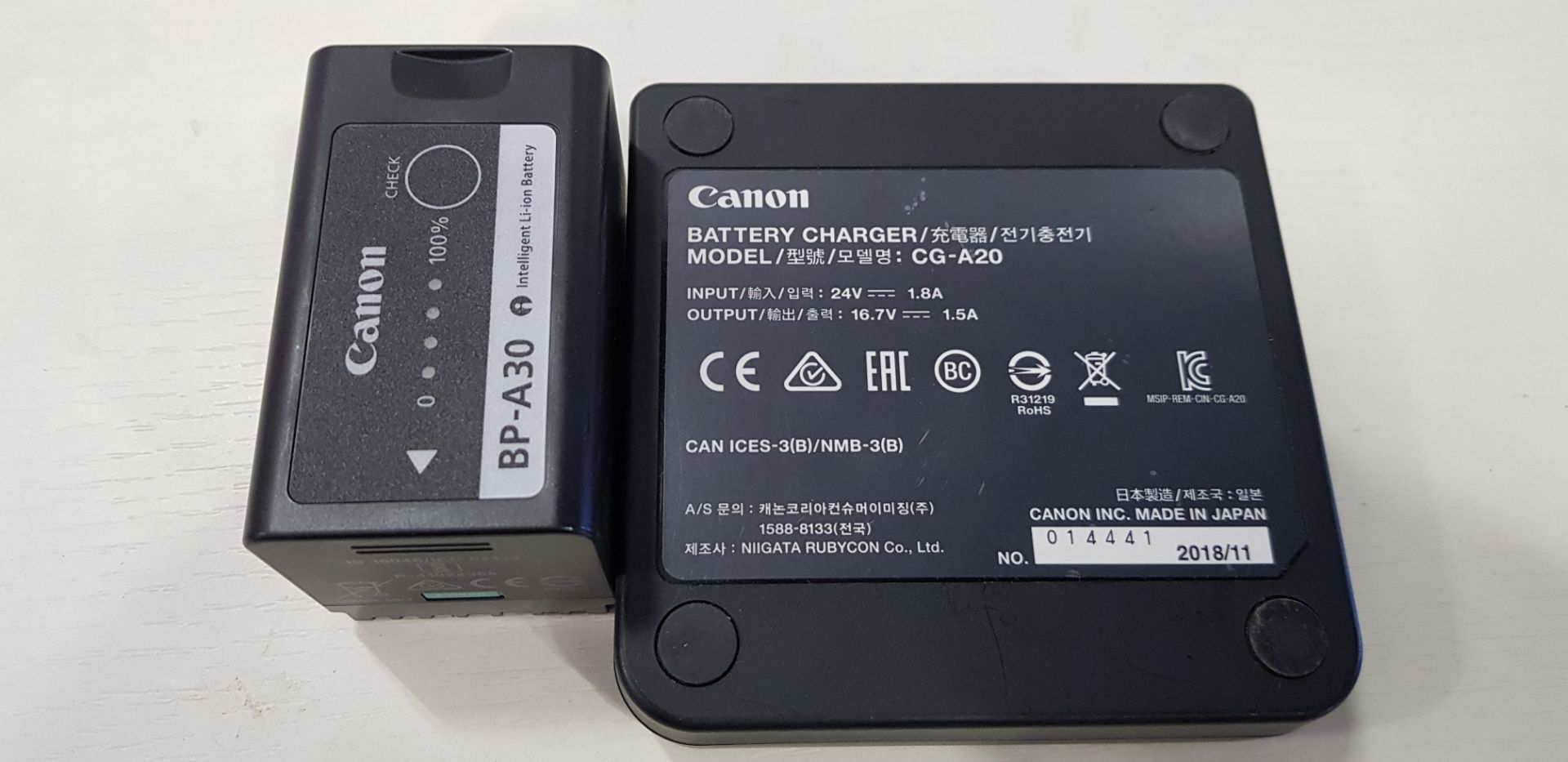 CANON CG-A20 BATTERY CHARGER WITH POWER CABLE & 1 X BP-A30 BATTERY - Image 2 of 2