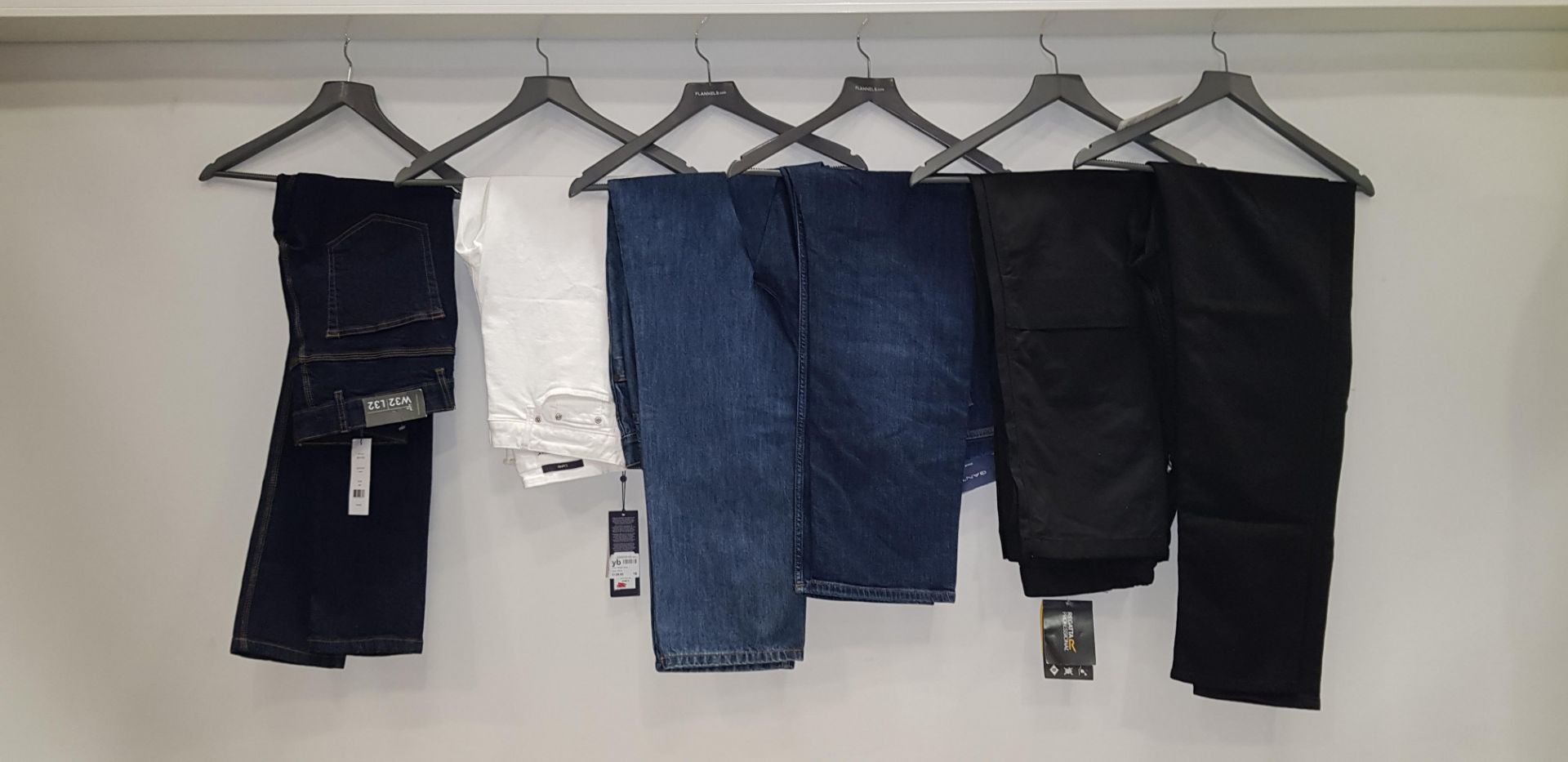 6 X BRAND NEW JEANS IN VARIOUS STYLES AND SIZES IE FRENCH CONNECTION, RAGING BULL, GANT, REGATTA AND