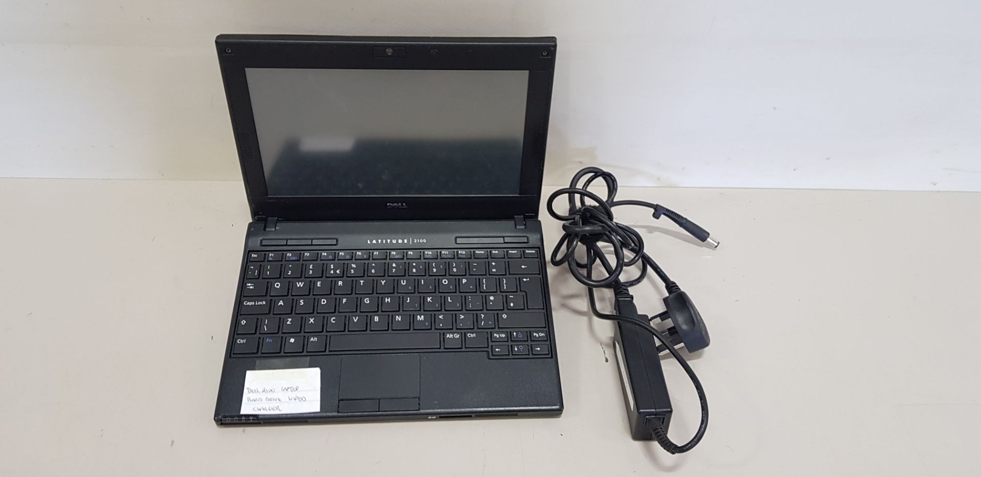 DELL 2100 LAPTOP - HARD DRIVE WIPED - COMES WITH CHARGER