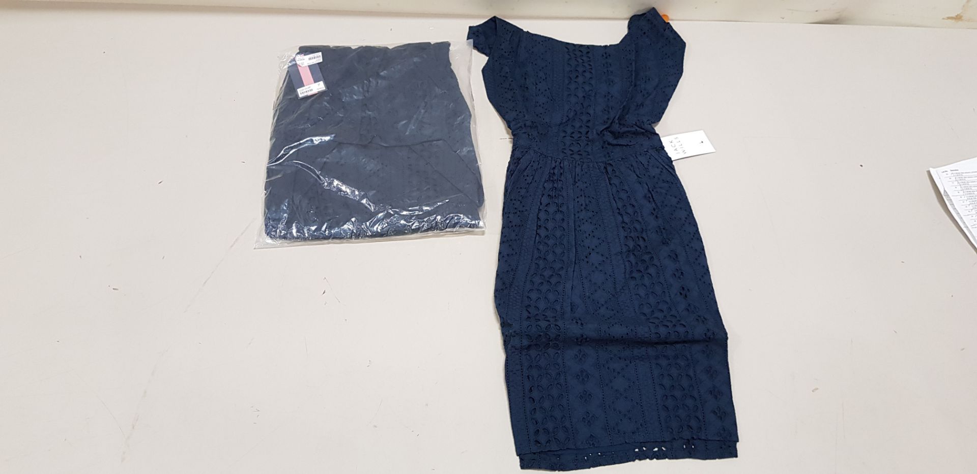 15 X BRAND NEW JACK WILLS LACEY FIT FLARE DRESSES IN NAVY SIZE 8