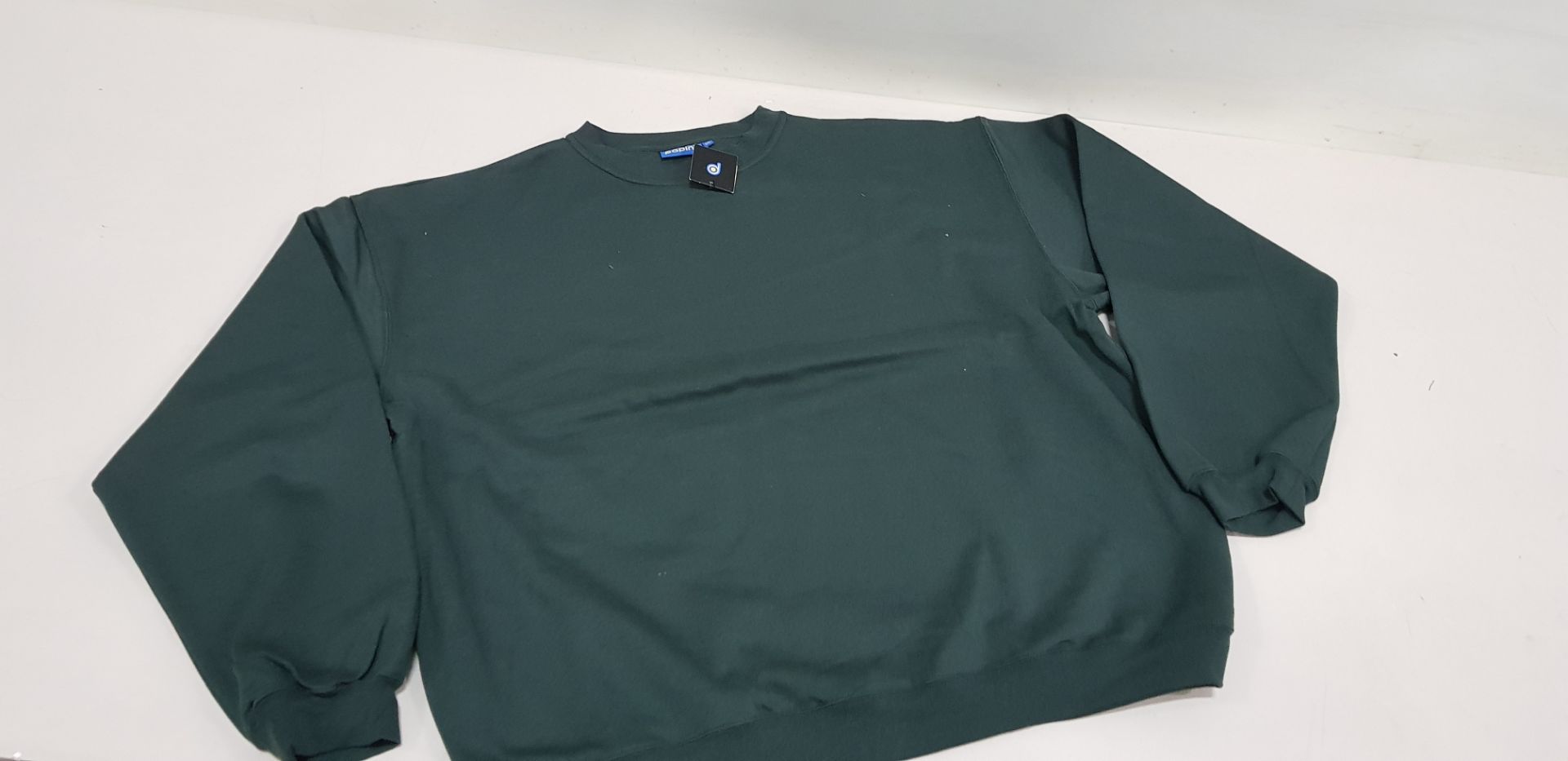 13 X BRAND NEW PAPINI BOTTLE GREEN SWEATSHIRTS SIZE 3XL