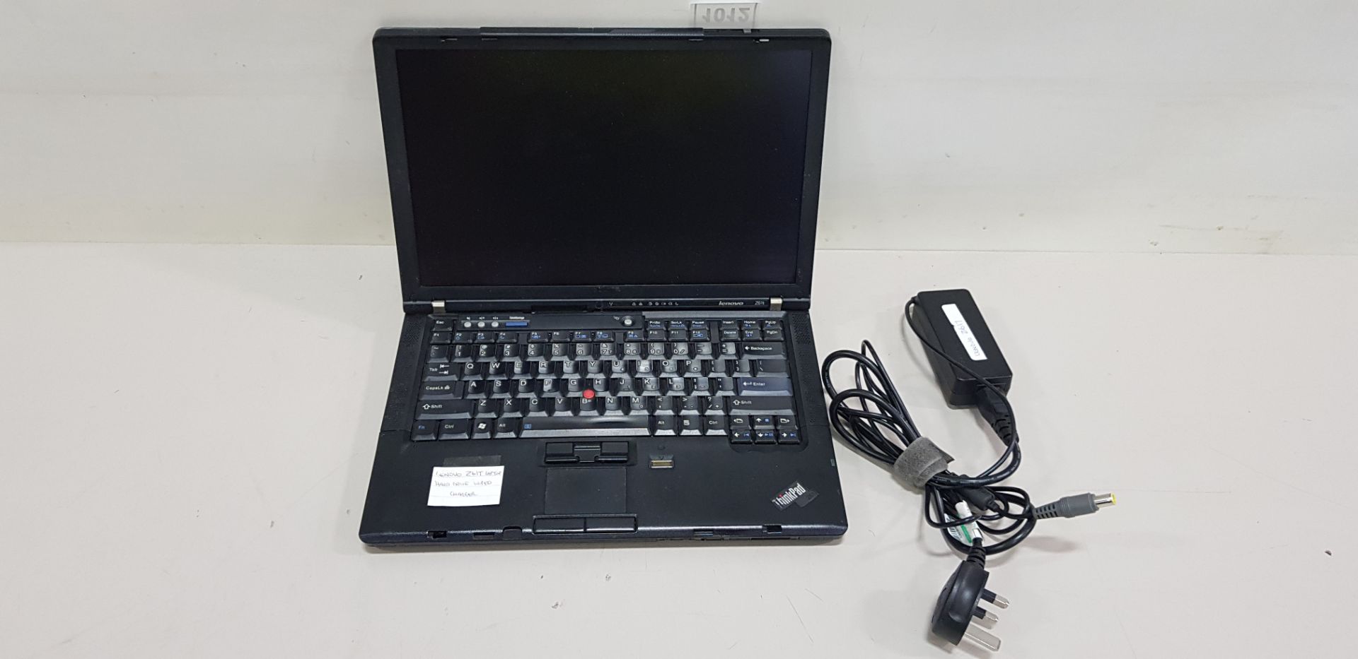 LENOVO Z61 T LAPTOP - HARD DRIVE WIPED - COMES WITH CHARGER