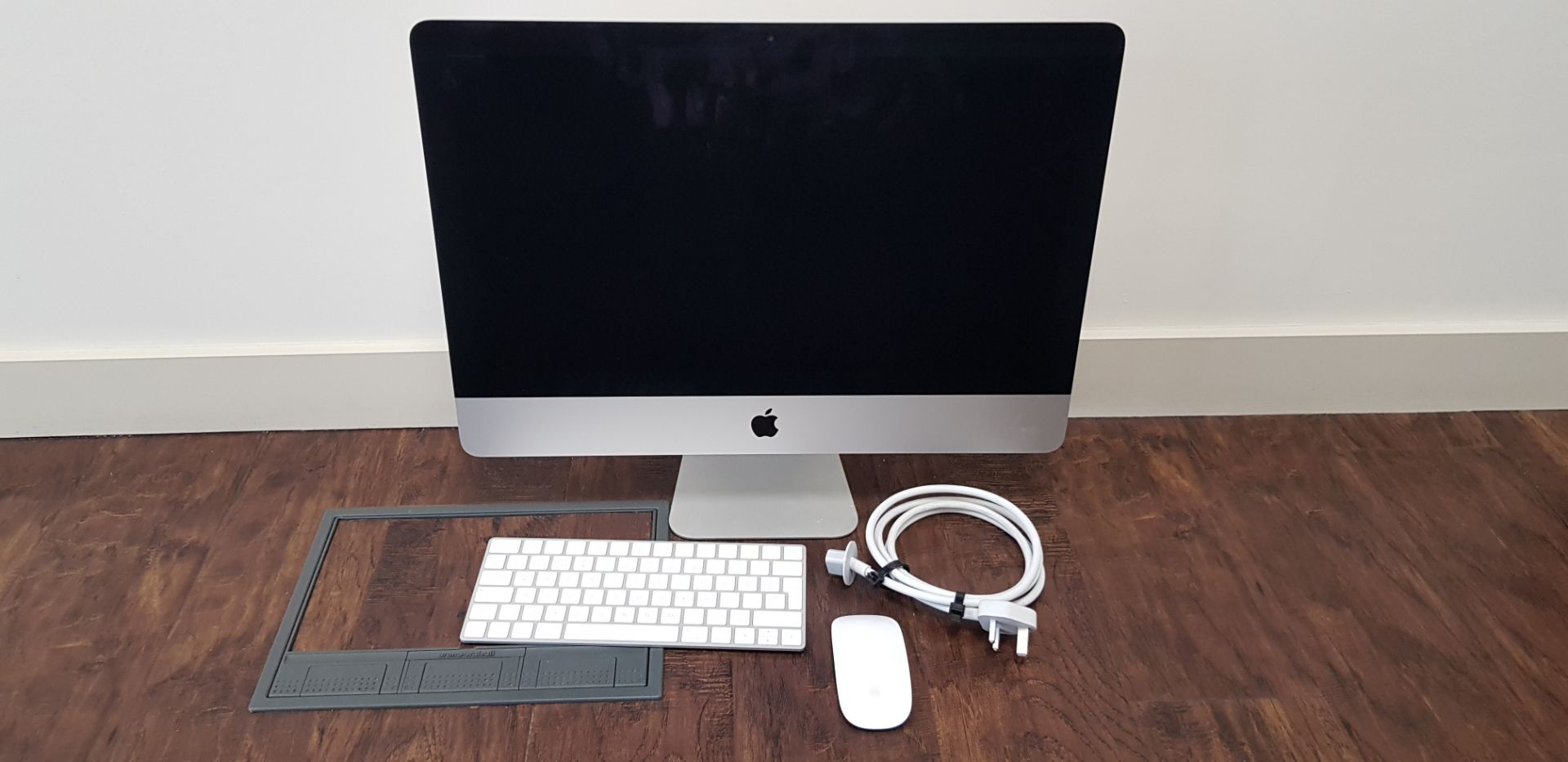 APPLE IMAC 21.5-INCH CORE I5 2.3 (MID-2017) SERIAL NO: C02DL74407DW PROCESSOR 2.3 GHZ DUAL-CORE