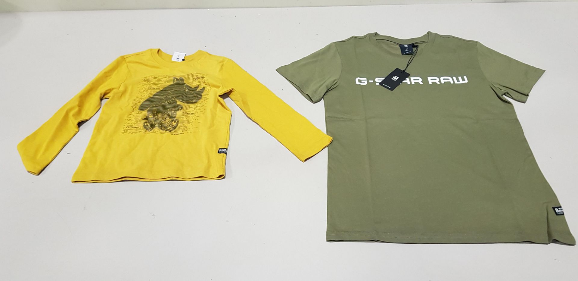 8 X BRAND NEW G STAR RAW LONG SLEEVED YELLOW CREWNECK T SHIRTS AND 2 X KHAKI G STAR T SHIRTS IN