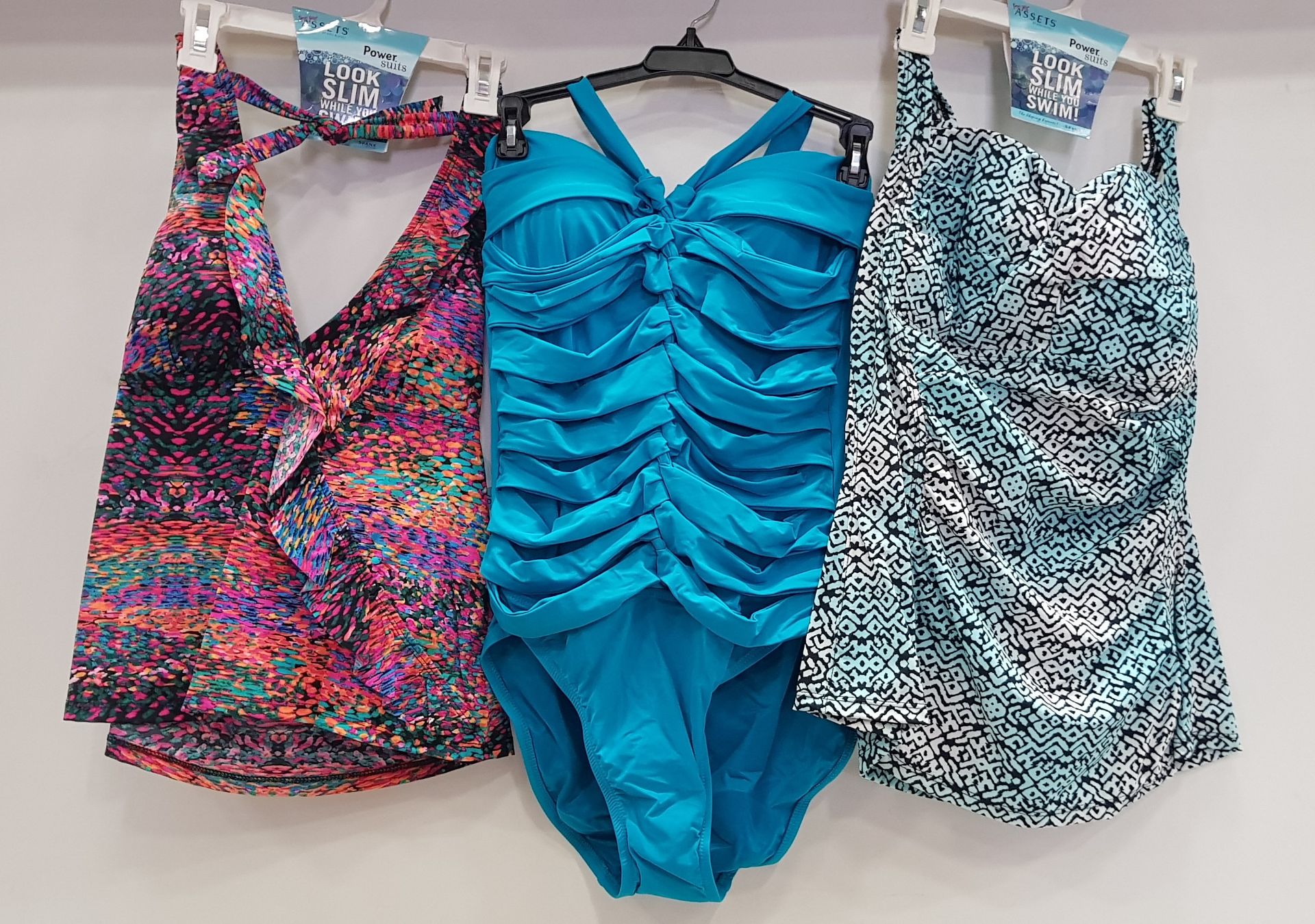 20 X BRAND NEW MIXED SPANX SWIMWEAR LOT CONTAINING AQUA MARINE ONE PIECE SWIM SUITS, BLUE AZTEC