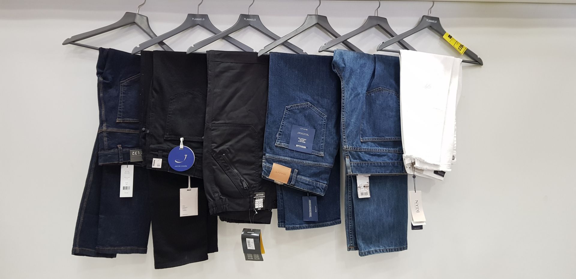 6X BRAND NEW MIXED DESIGNER JEAN LOT CONTAINING FRENCH CONNECTION, RAGING BULL, GANT, REGGATA AND