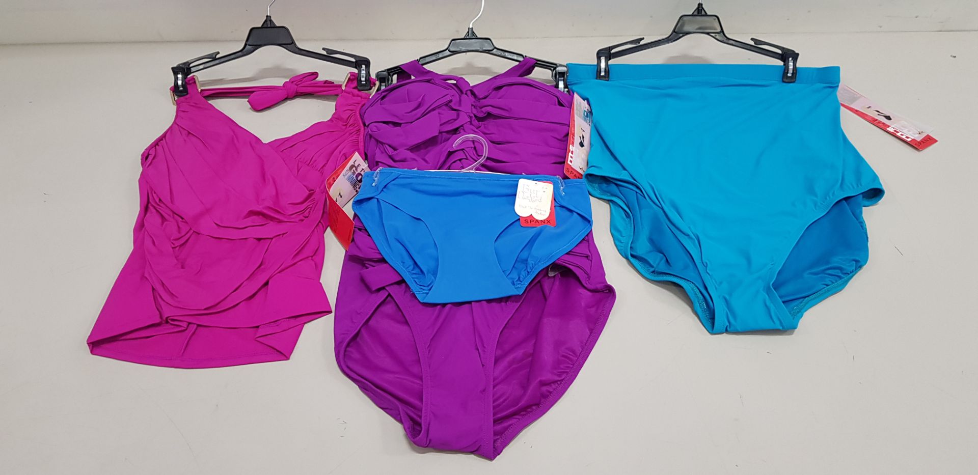 26 X BRAND NEW SPANX MIXED SWIMMING LOT CONTAINING BERRY DRAPED TANKINIS, RICH BERRY ONE PIECE SUIT,