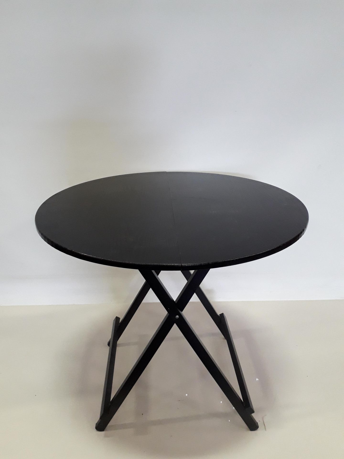 7 X BLACK COLOURED CIRCLE TABLES SIZE - 80CM DIAMETER - (NOTE: FACTORY SECONDS SOME VENEER MAY BE