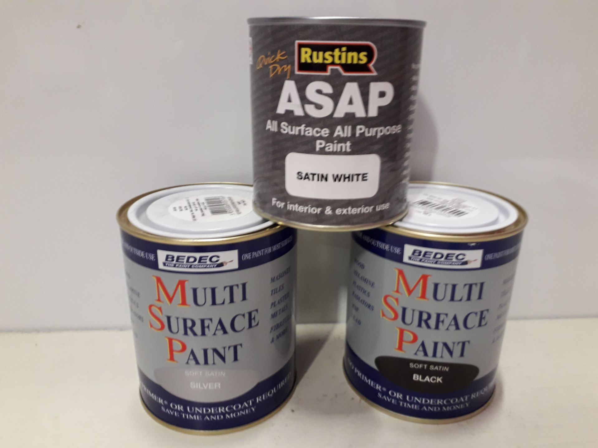 30 X BRAND NEW PAINT LOT TO INCLUDE BEDEC MULTI SURFACE PAINT IN ( SOFT SATIN BLACK AND SILVER ) ALL