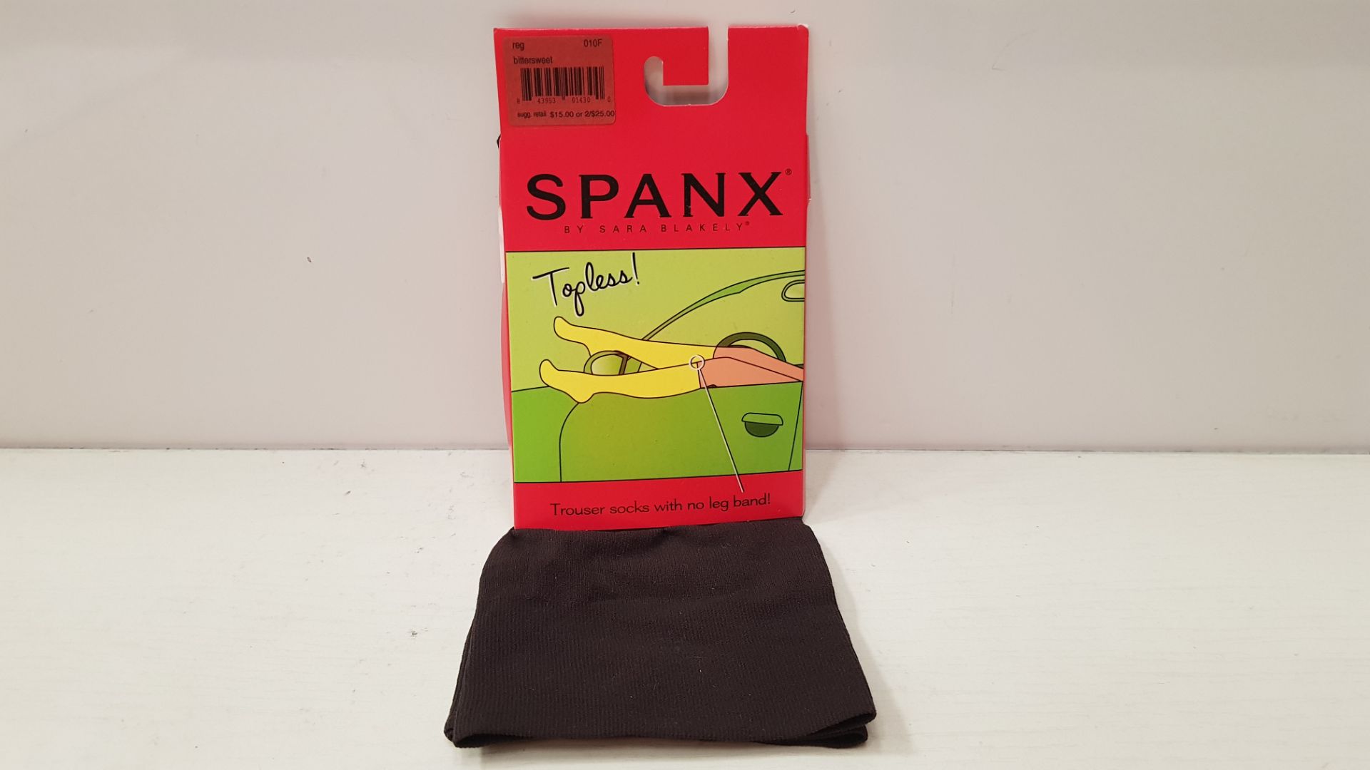 69 X BRAND NEW SPANX TROUSER SOCKS WITH NO LEG BAND AND SPANX TWO MINI REVERSIBLE TROUSER SOCKS