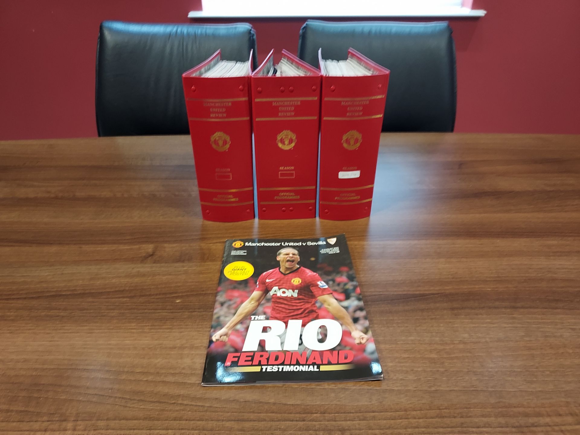 29 X MANCHESTER UNITED HOME GAME PROGRAMS TO INC - RIO FERDINANDS TESTIMONIAL 2013/14