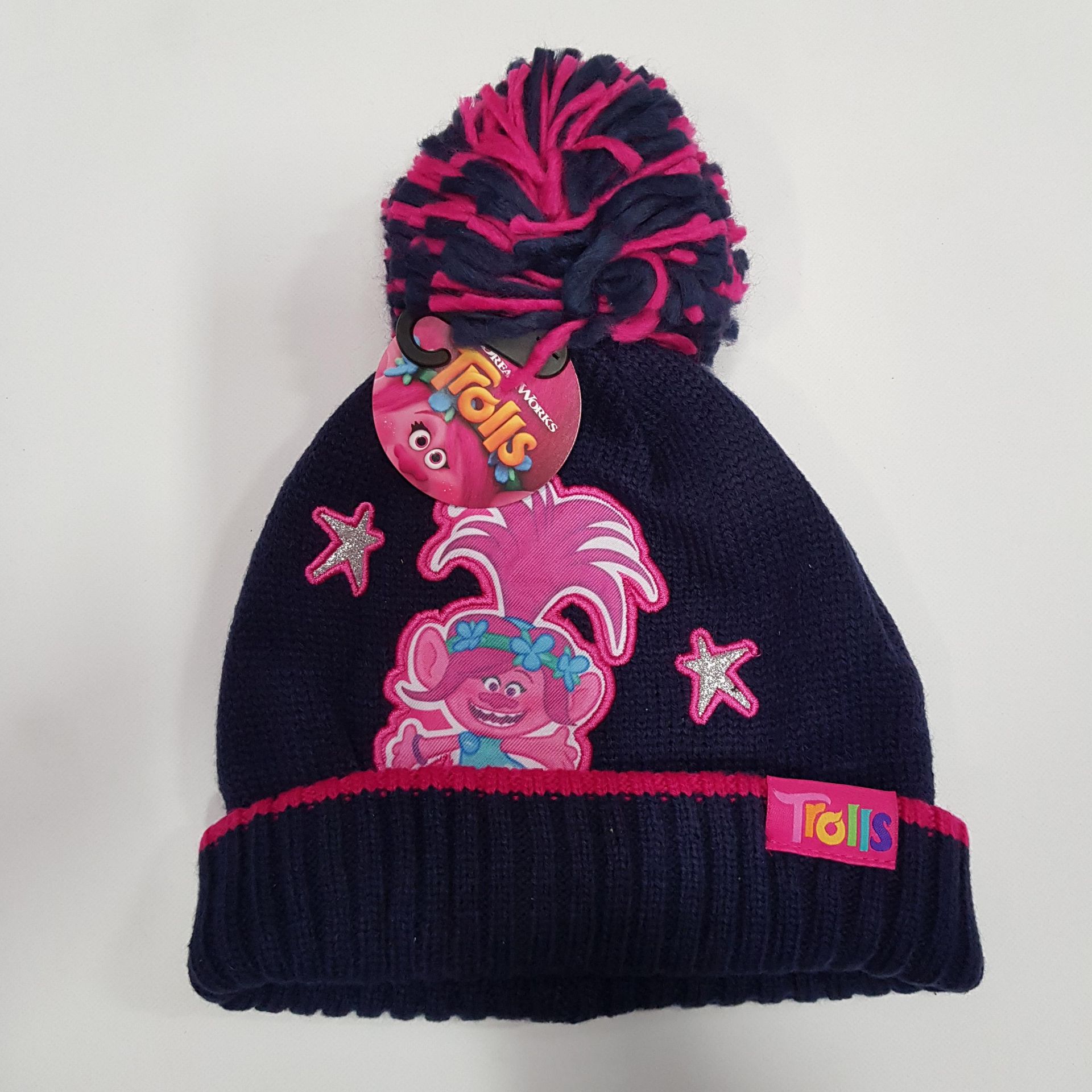 50 X BRAND NEW DREAMWORKS TROLLS BEANIE HATS SIZE 4-12 YEARS