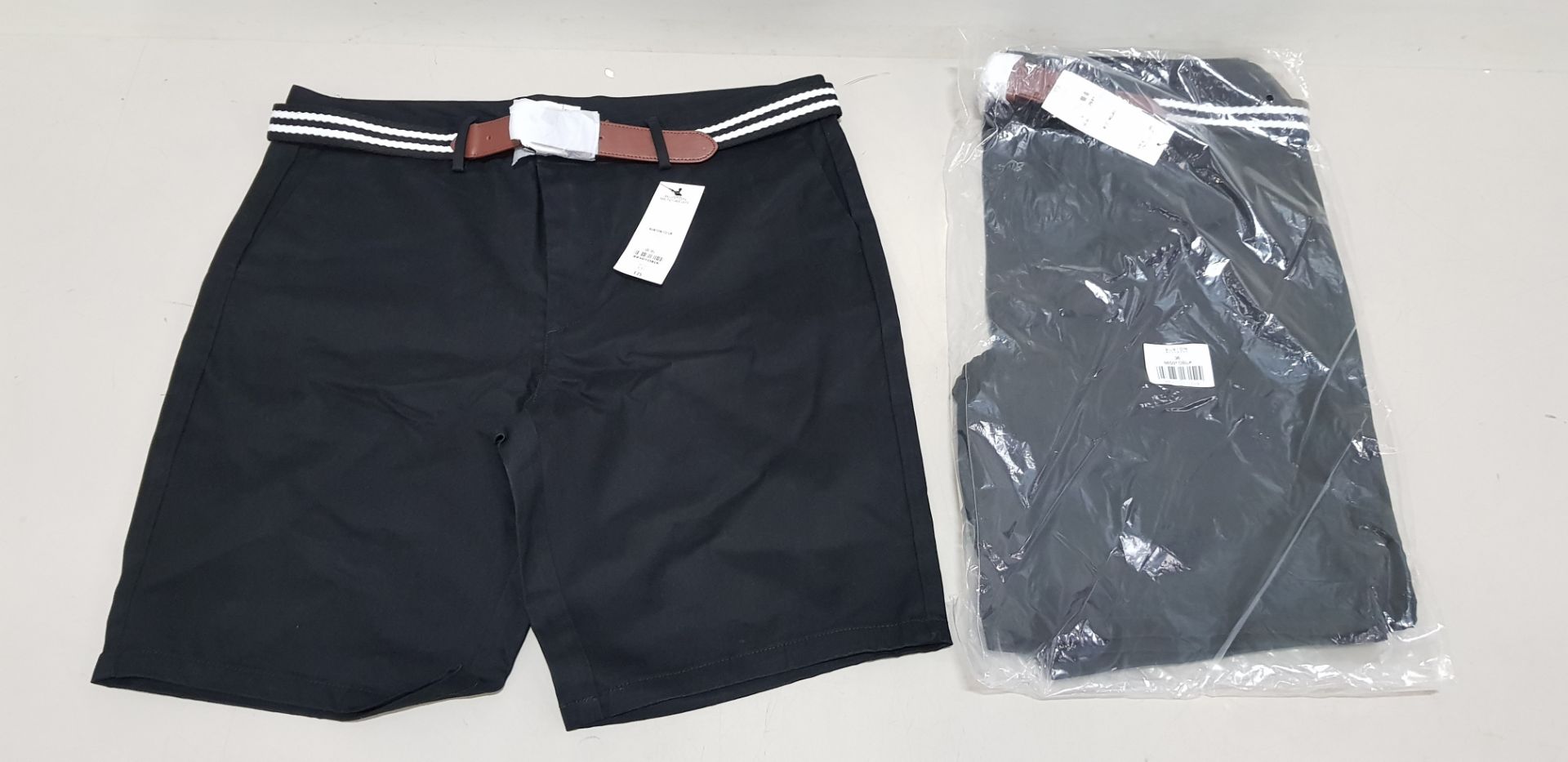 15 X BRANDNEW BURTON MENSWEAR BLACK SHORTS IN VARIOUS SIZES