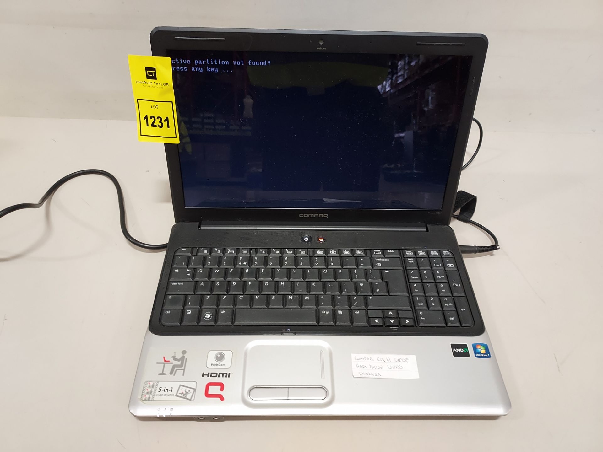 1 X COMPAQ QC61 LAPTOP WITH CHARGER