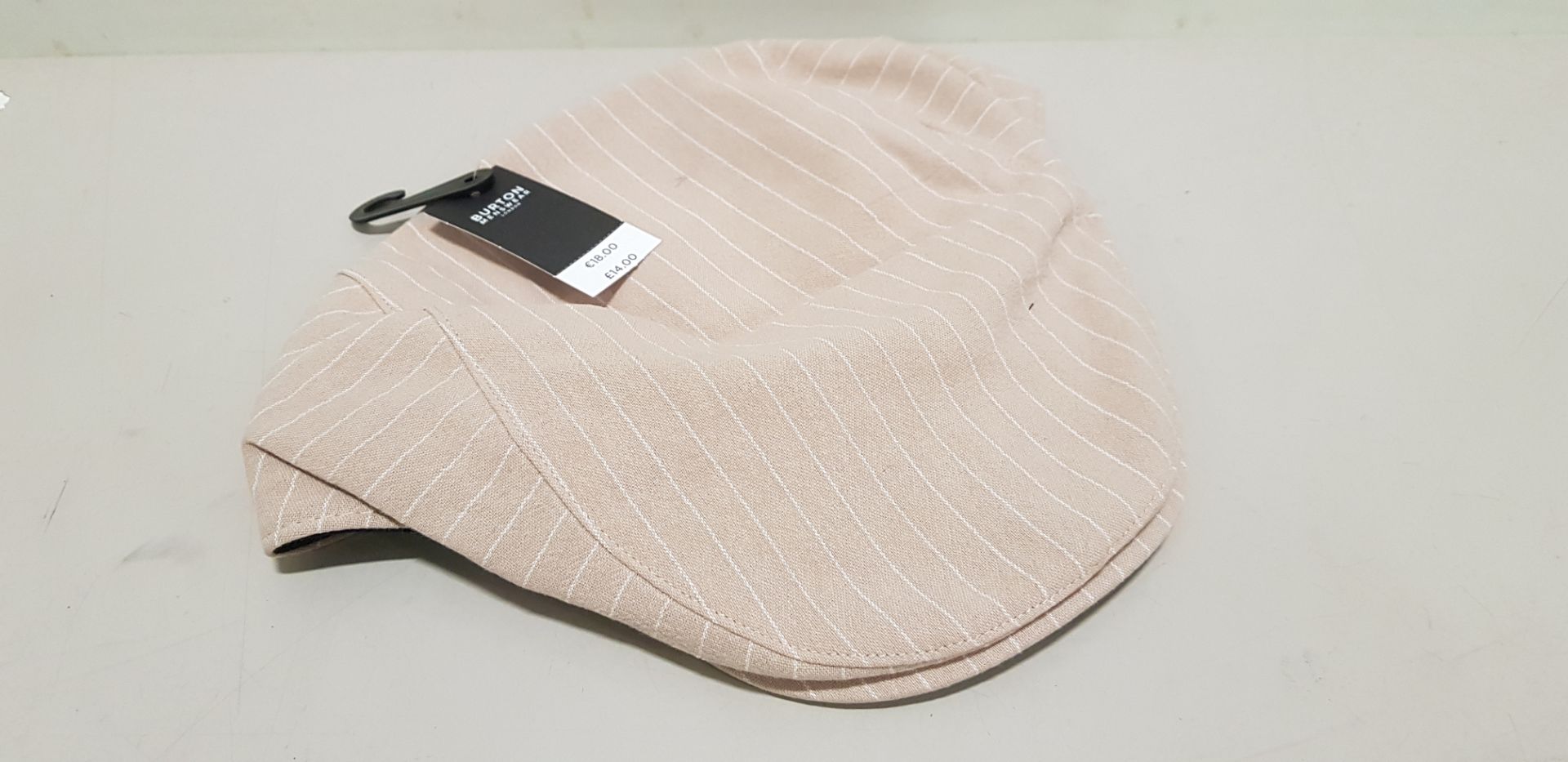 54 X BRAND NEW BURTON MENSWEAR FLAT CAPS IN BEIGE SIZE M/L AND S/M (MAINLY M/L) RRP £14.00 (TOTAL