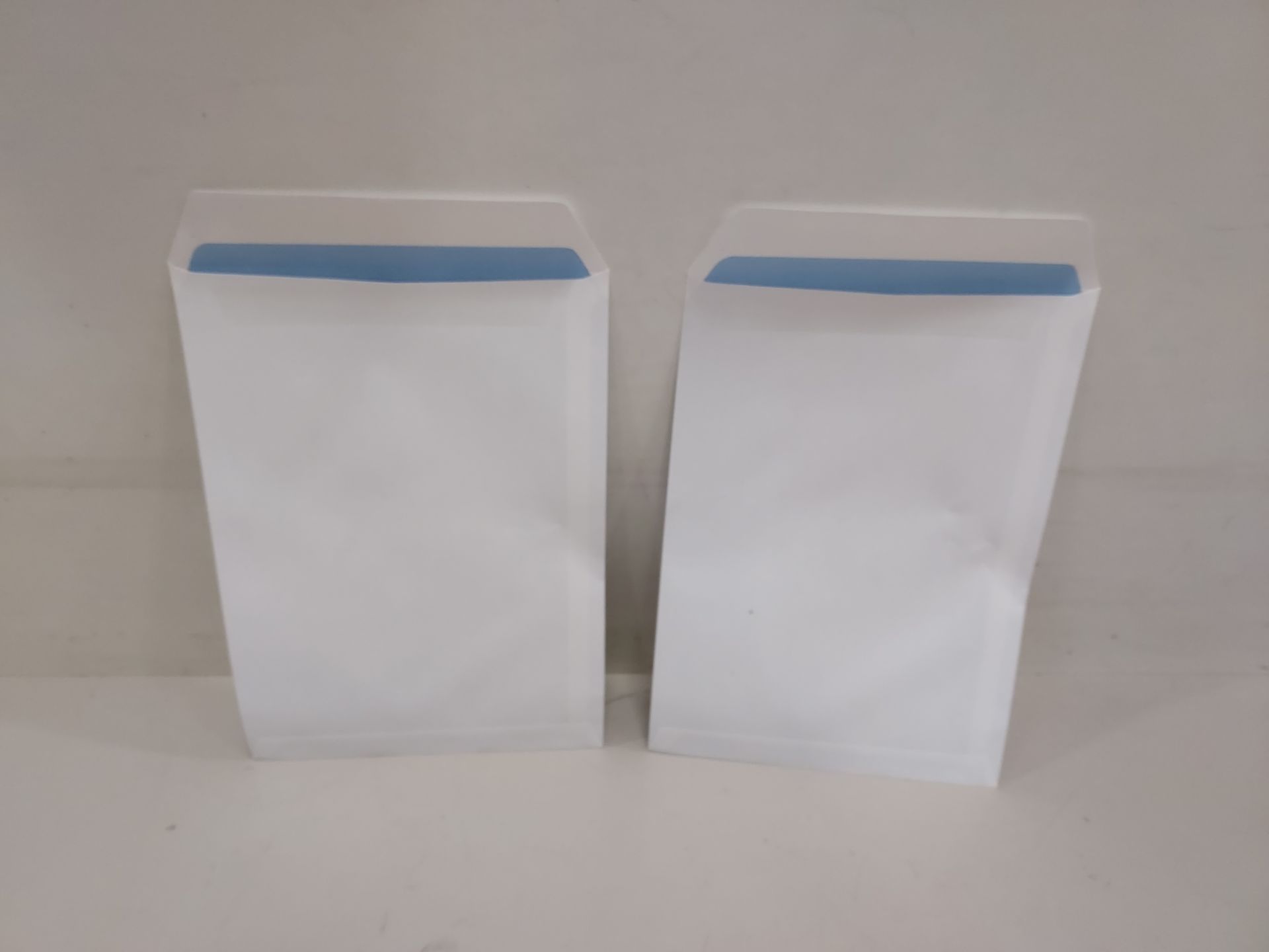 9000 + BRAND NEW ENVELOPES POCKETS - SELF SEAL- FOR A4 PAPER (c4 229 x 324) IN 36 BOXES
