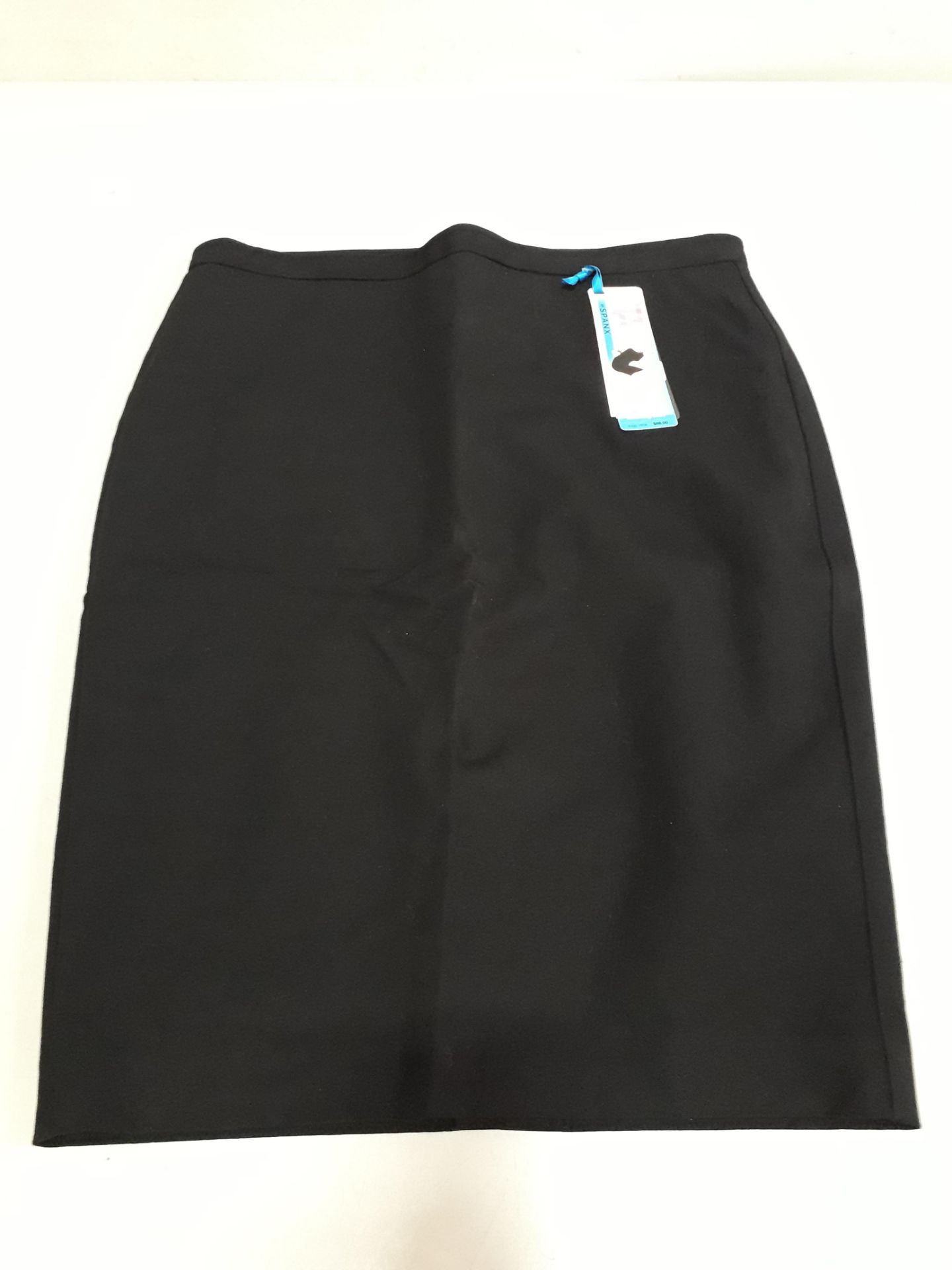 25 X BRAND NEW SPANX SLIMMING SKIRT ALL IN BOLD BLACK AND ALL IN ( SIZE 12 ) RRP $ 61.60 TOTAL RRP $