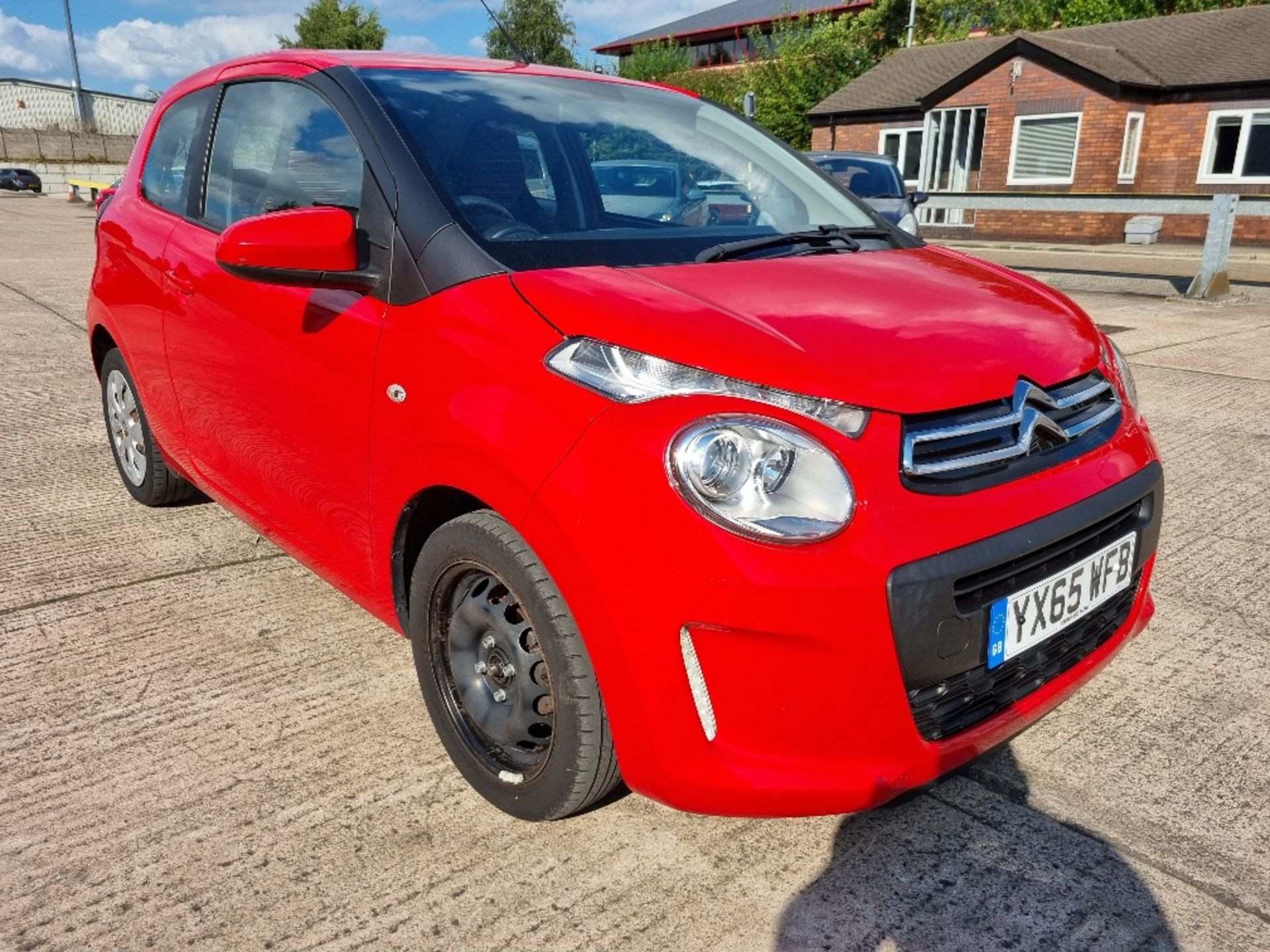 RED CITROEN C1 FEEL. Reg : YX65 WFB Mileage : 55416 Details: ENGINE SIZE: 998CC, 2 KEYS, WITH V5,