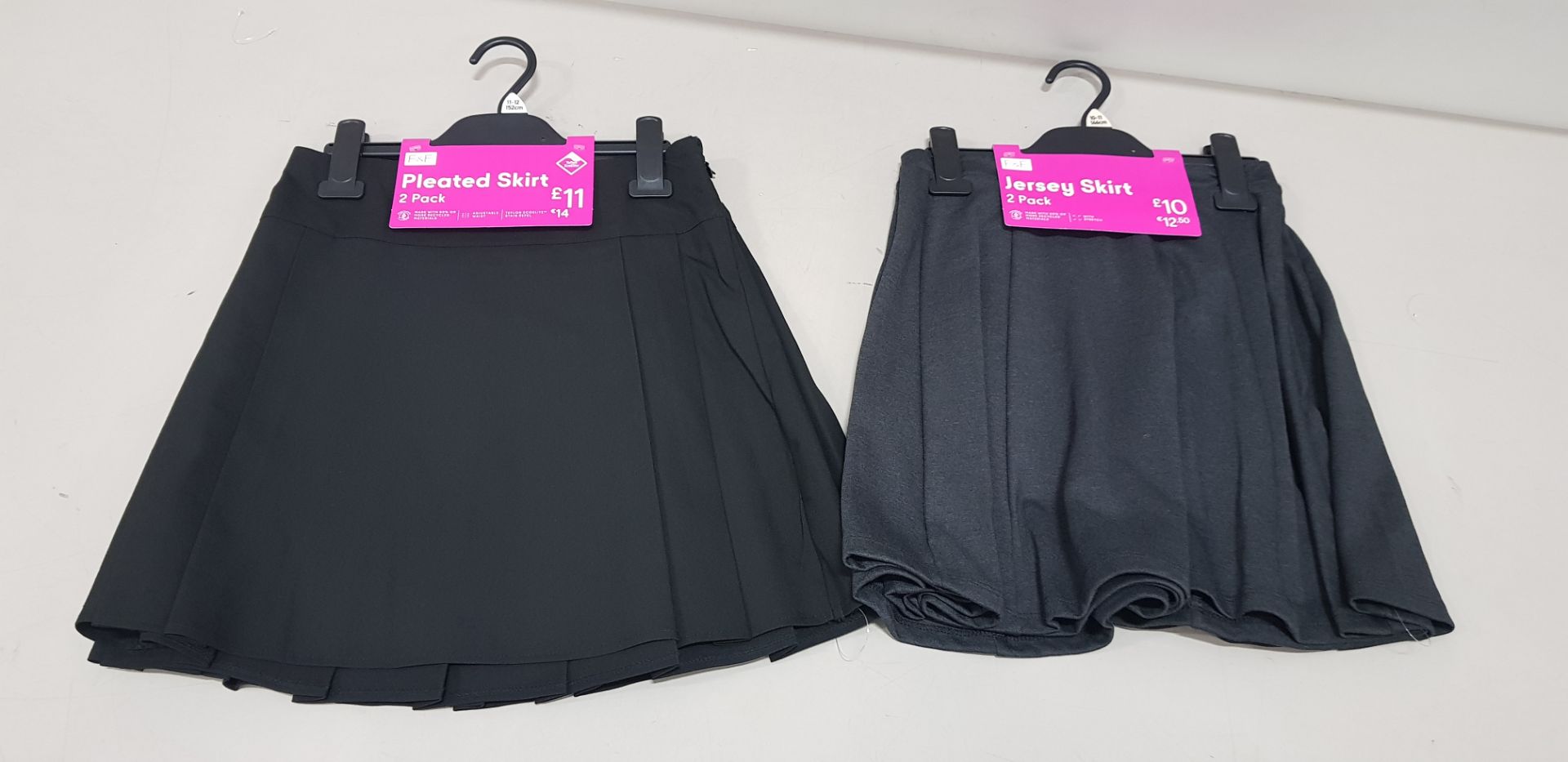 50 X BRAND NEW F&F PACKS OF 2 GIRLS PLEATED SKIRTS / JERSEY SKIRTS / REGULAR SKIRTS IN BLACK AND