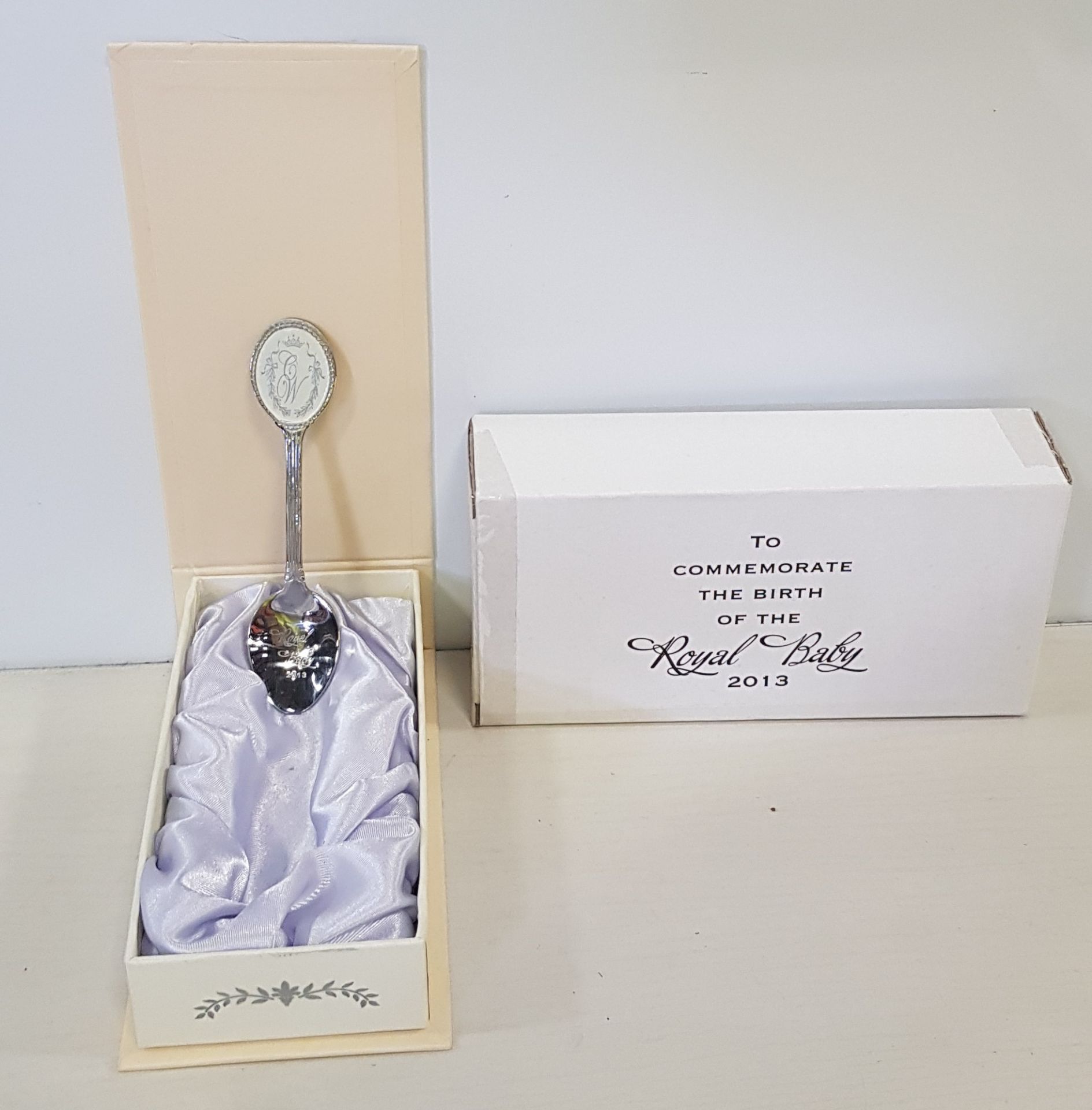 360 X BRAND NEW ROYAL BABY SPOON ( 2013 ) - IN 5 BOXES