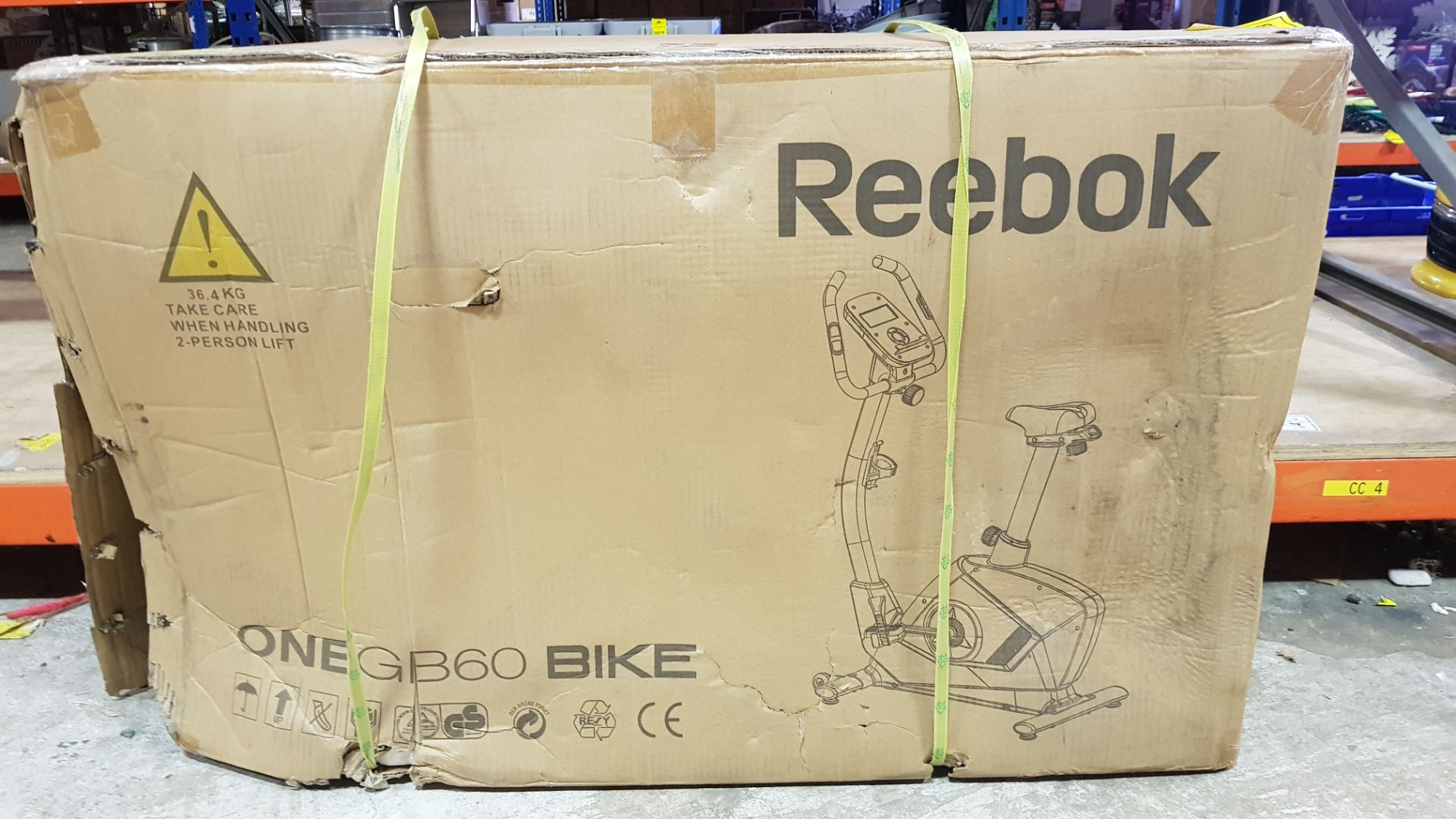 1 X BRAND NEW REEBOK ONE GB60 BIKE IN BLACK / BLUE - PLEASE NOTE THIS IS A CANCELLED ORDER