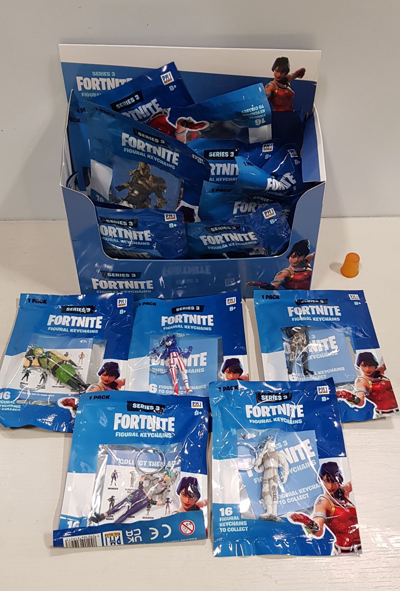 96 X BRAND NEW SERIES 3 FORTNITE 3D KEYCHAINS - CHARACTER FIGURES - IN DISPLAY BOX OF 24 PCS - IN
