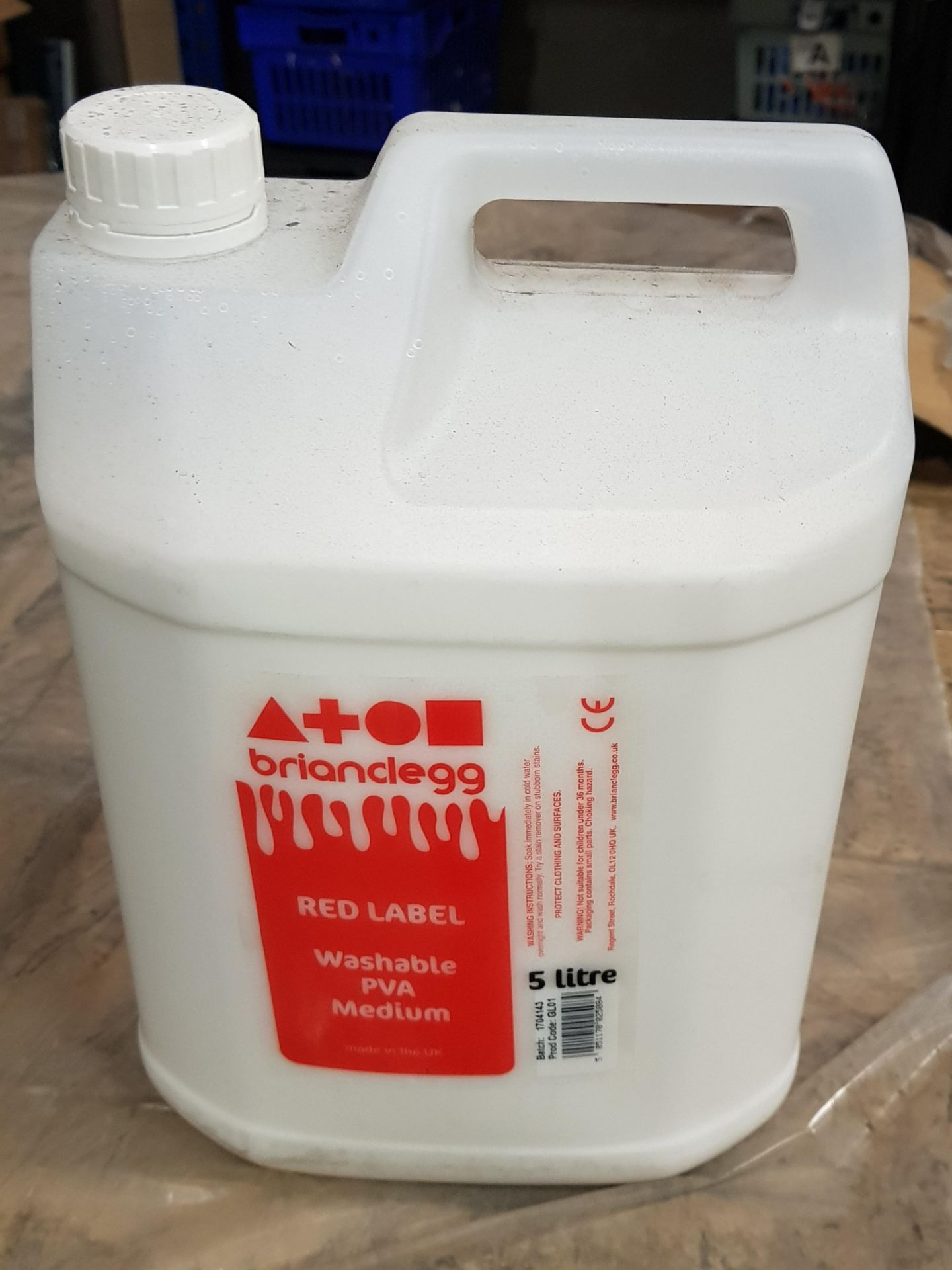 112 X BRAND NEW RED LABEL WASHABLE PVA GLUE - MEDIUM ( IN TUBS OF 5 LITRES ) - ON 1 FULL PALLET