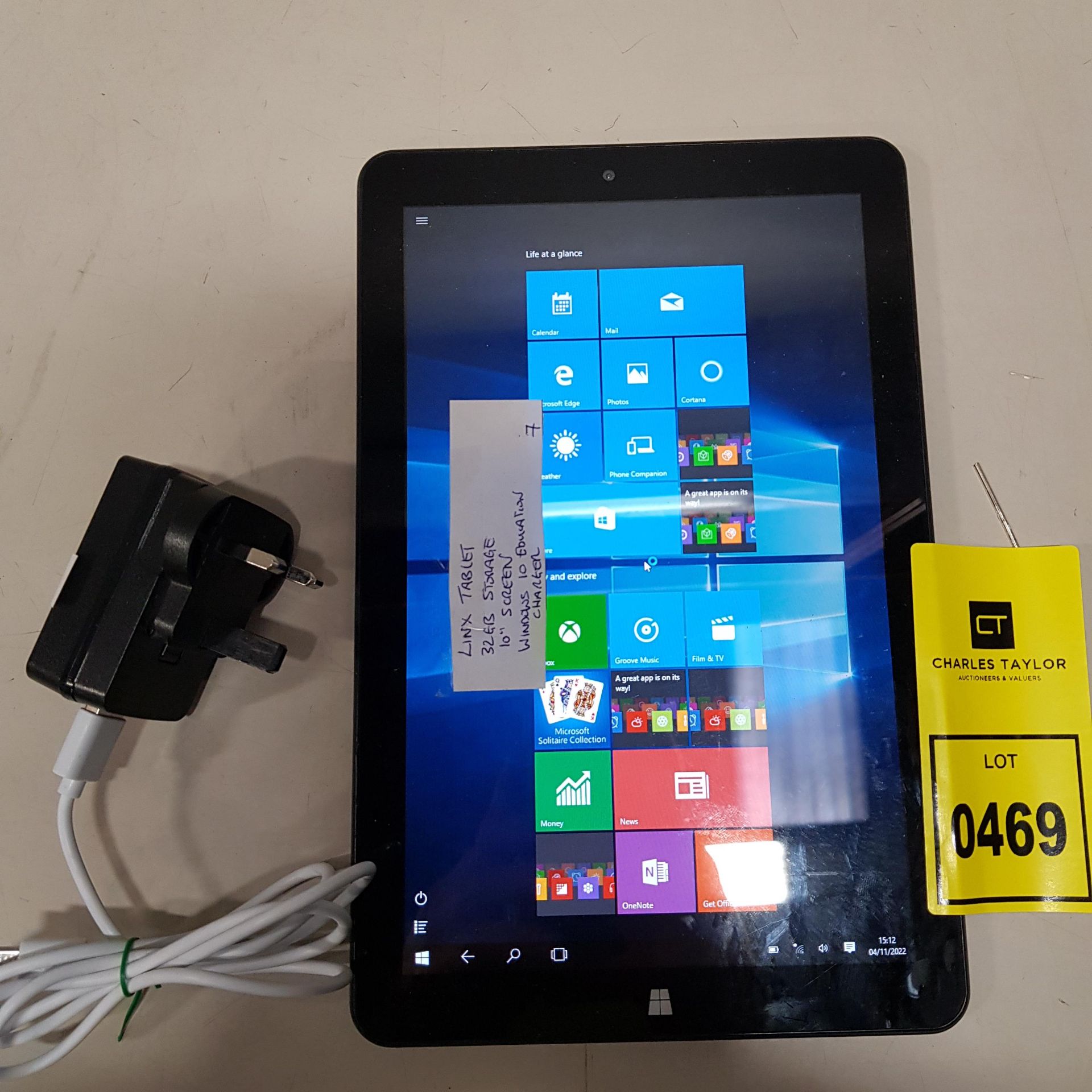 LINX TABLET 32GB STORAGE 10 SCREEN WINDOWS 10 PRO EDUCATION WITH CHARGER