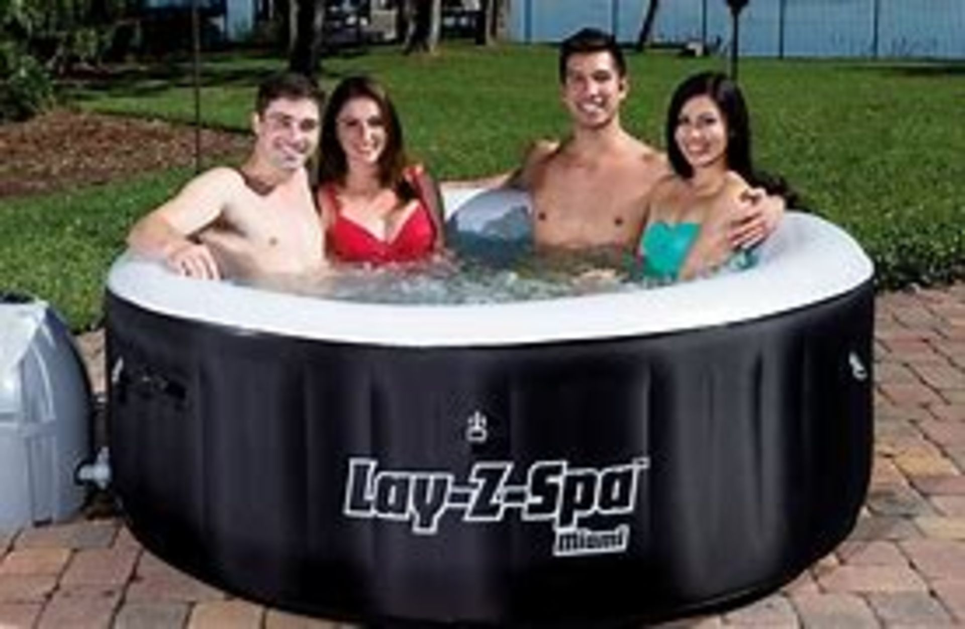 BRAND NEW BESTWAY MIAMI LAY-Z-SPA PORTABLE SPA 120 BUBBLE JET SYSTEM, FREEZE SHIELD & MULTI