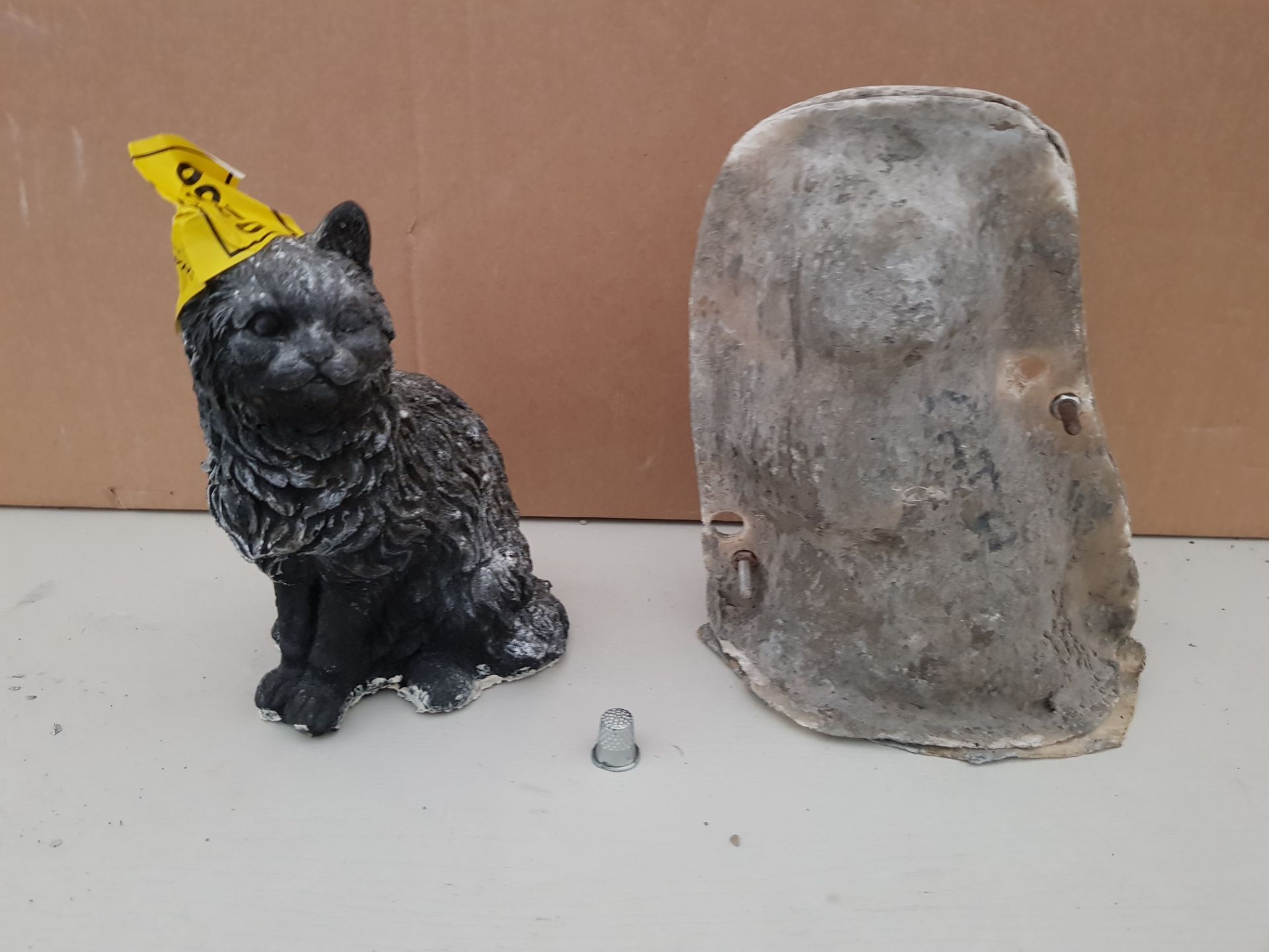 23CM SITTING CAT 2 MASTER CAST WITH LATEX SLIP & FIBRE GLASS MOULD (FOR CASTING PRODUCT TO RETAIL £