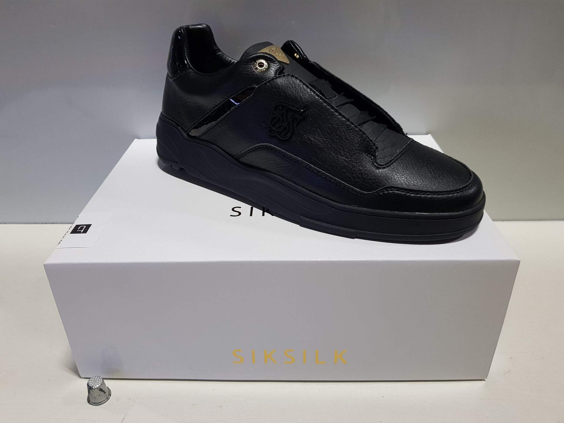 5 X BRAND NEW SIK SILK BLAZE LUX IN BLACK AND GOLD - IN SIZE UK 9 - ( SS-16120 )