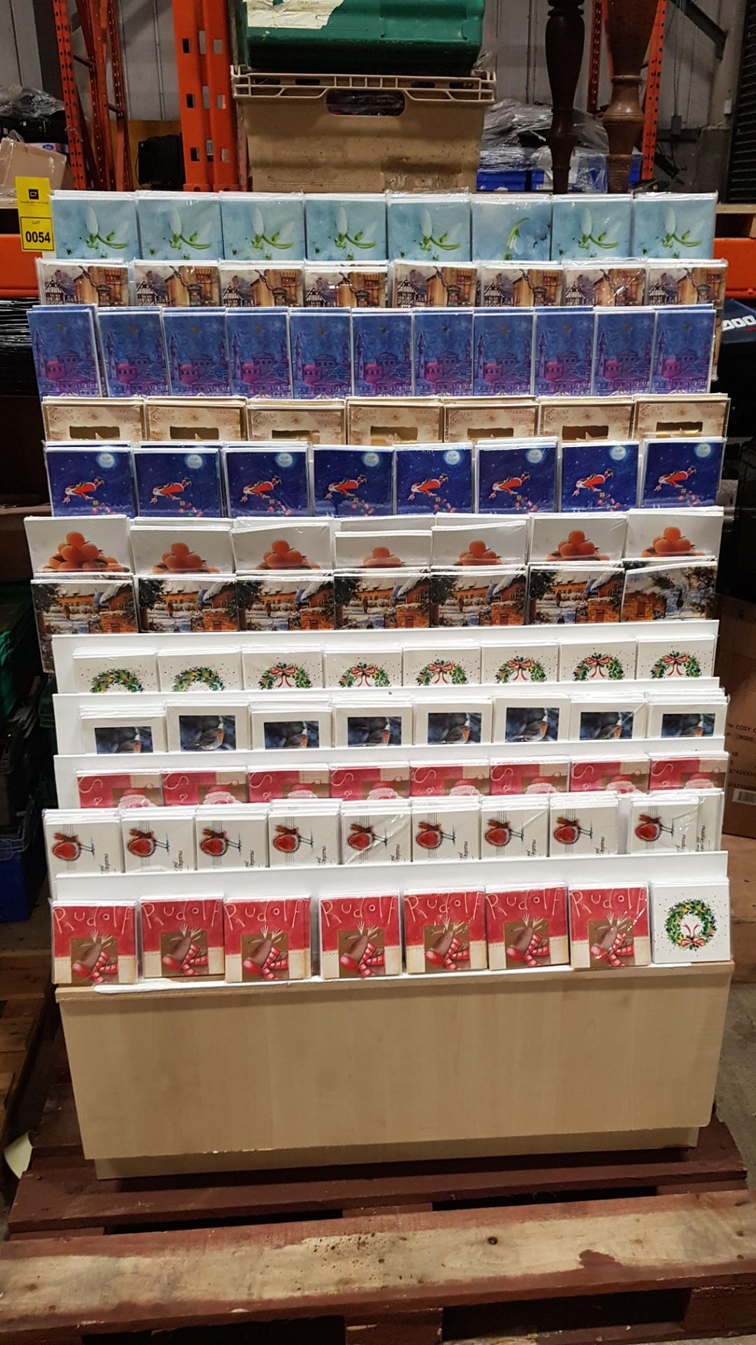 APPROX 3000+ BRAND NEW CHRISTMAS CARD LOT CONTAINING CHRISTMAS CARDS IN ASSORTED STYLES AND