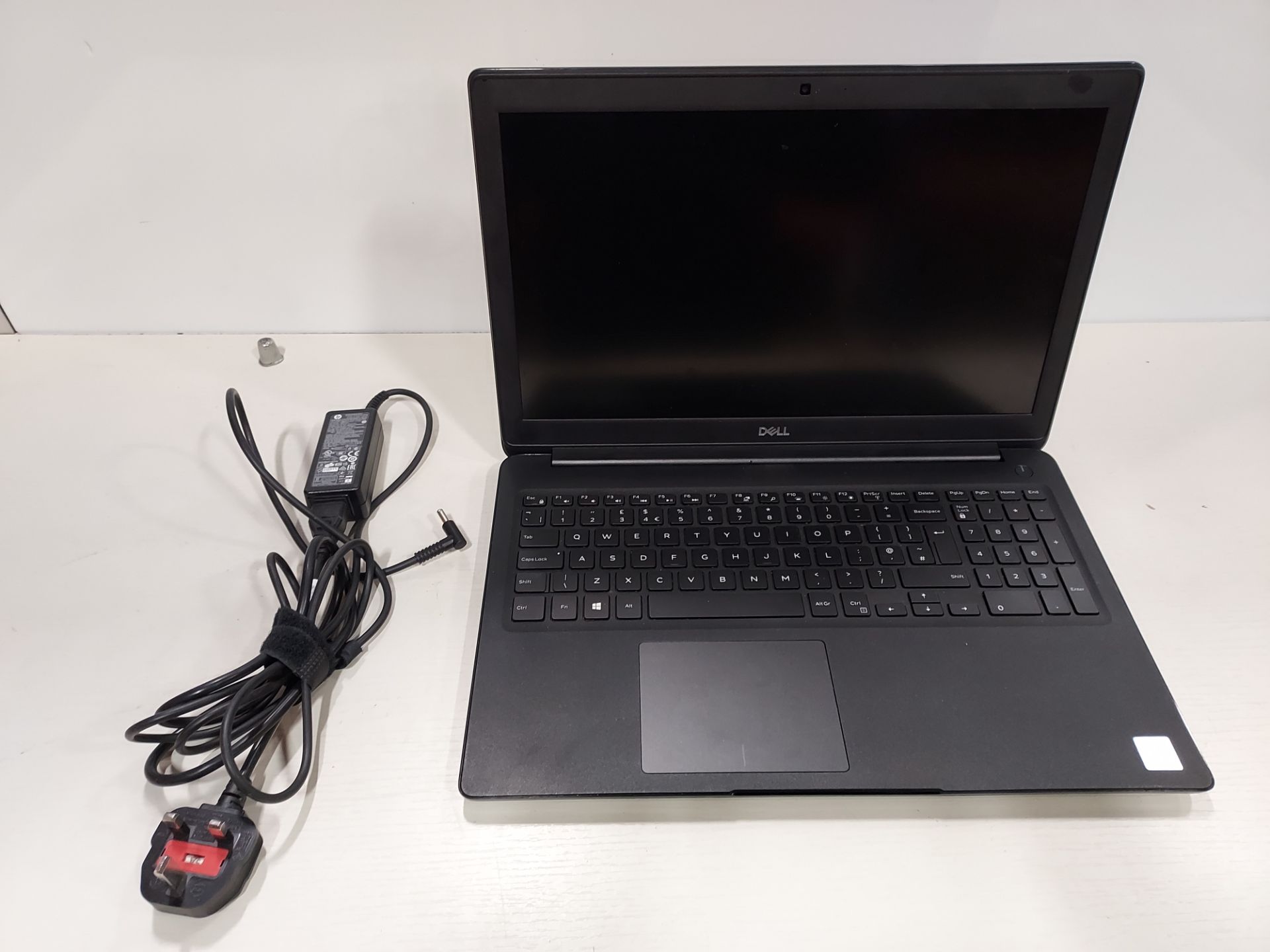 1 X HP LAPTOP - HARD DRIVE WIPED - NO OS - INCLUDES CHARGER