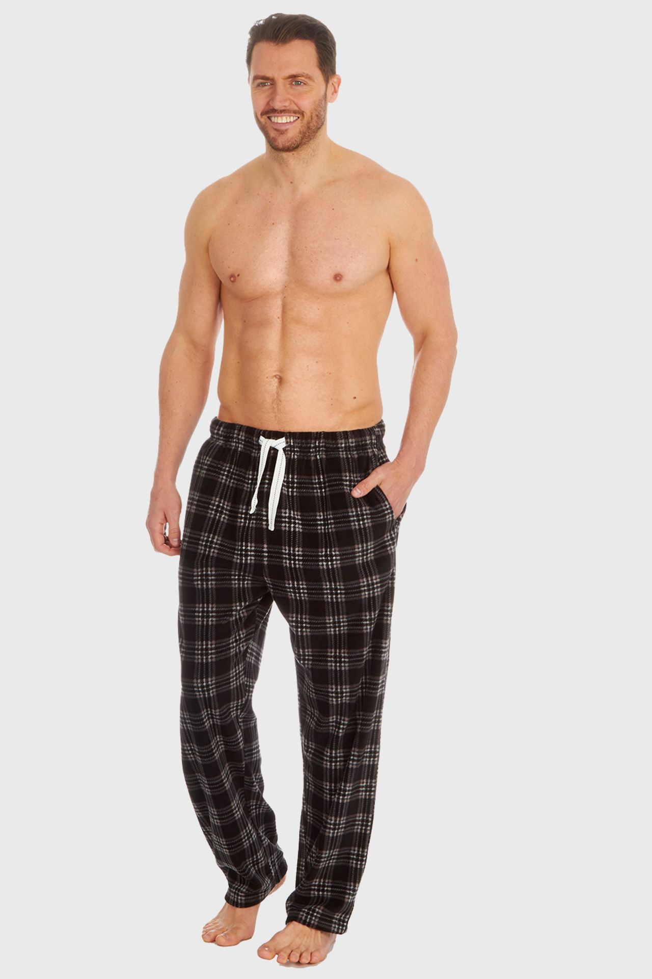 24 X BRAND NEW PAIRS OF CARGO BAY GENTS CHECKED PJ BOTTOMS BLUE (XL-5, L-8, M-4, S-1), BLACK /