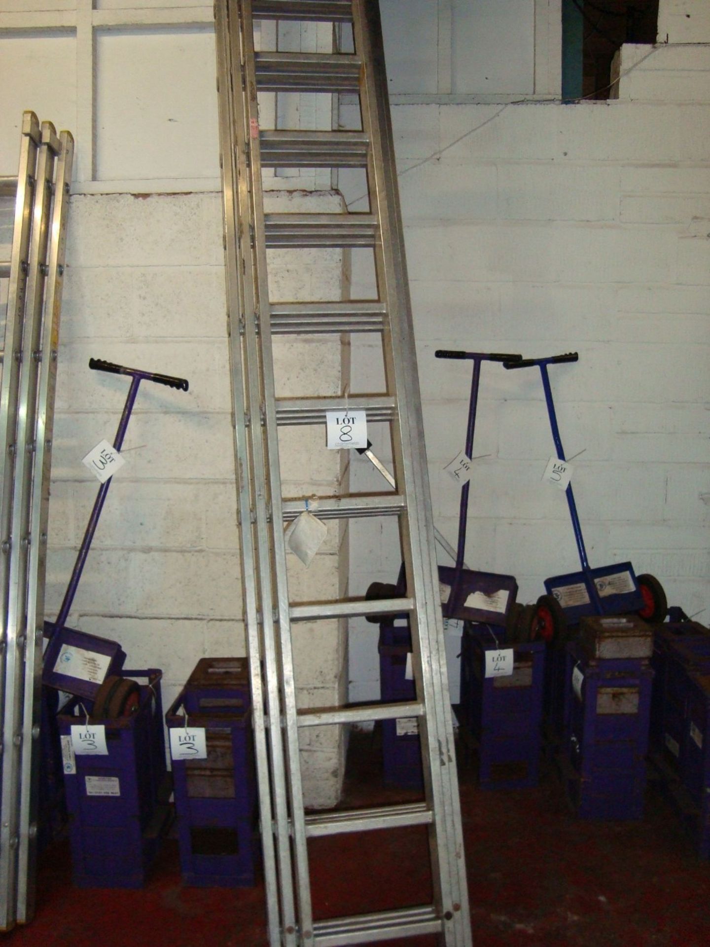 A Youngman Combi 200 alloy extending ladder