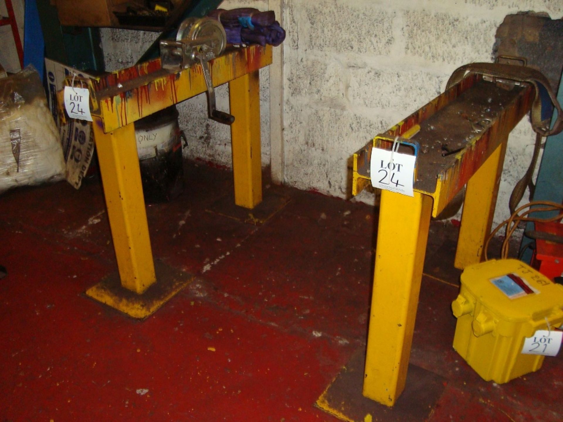 A steel workbench with Record No 4 vice and four various steel trestles, as lotted - Image 2 of 2