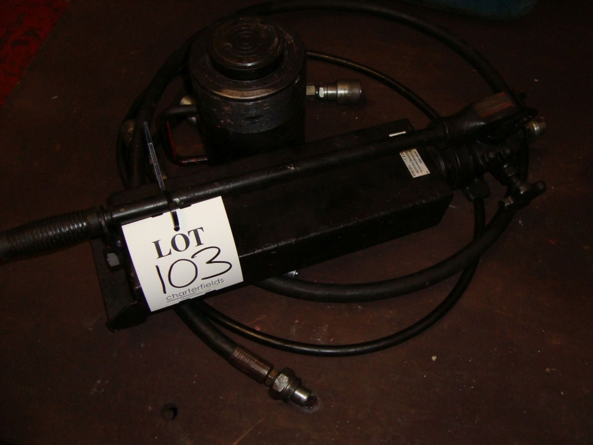 2 - motorised 110V hydraulic power packs with a quantity of approximately 40 hydraulic rams, 10 - Image 8 of 8
