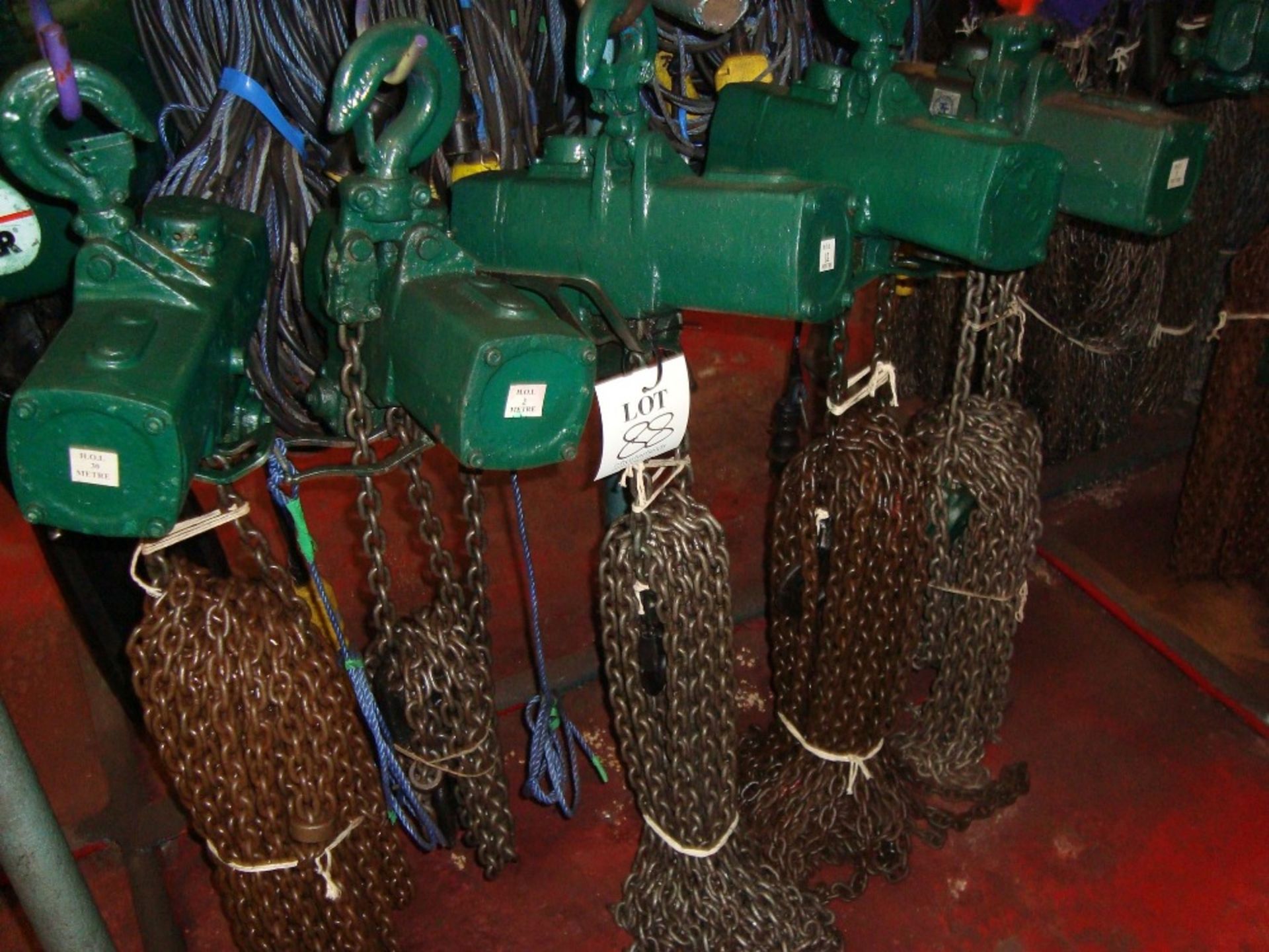 A quantity of approximately 19 pneumatic powered chain hoists, 500kg - 10 tonne, as lotted - Image 5 of 5
