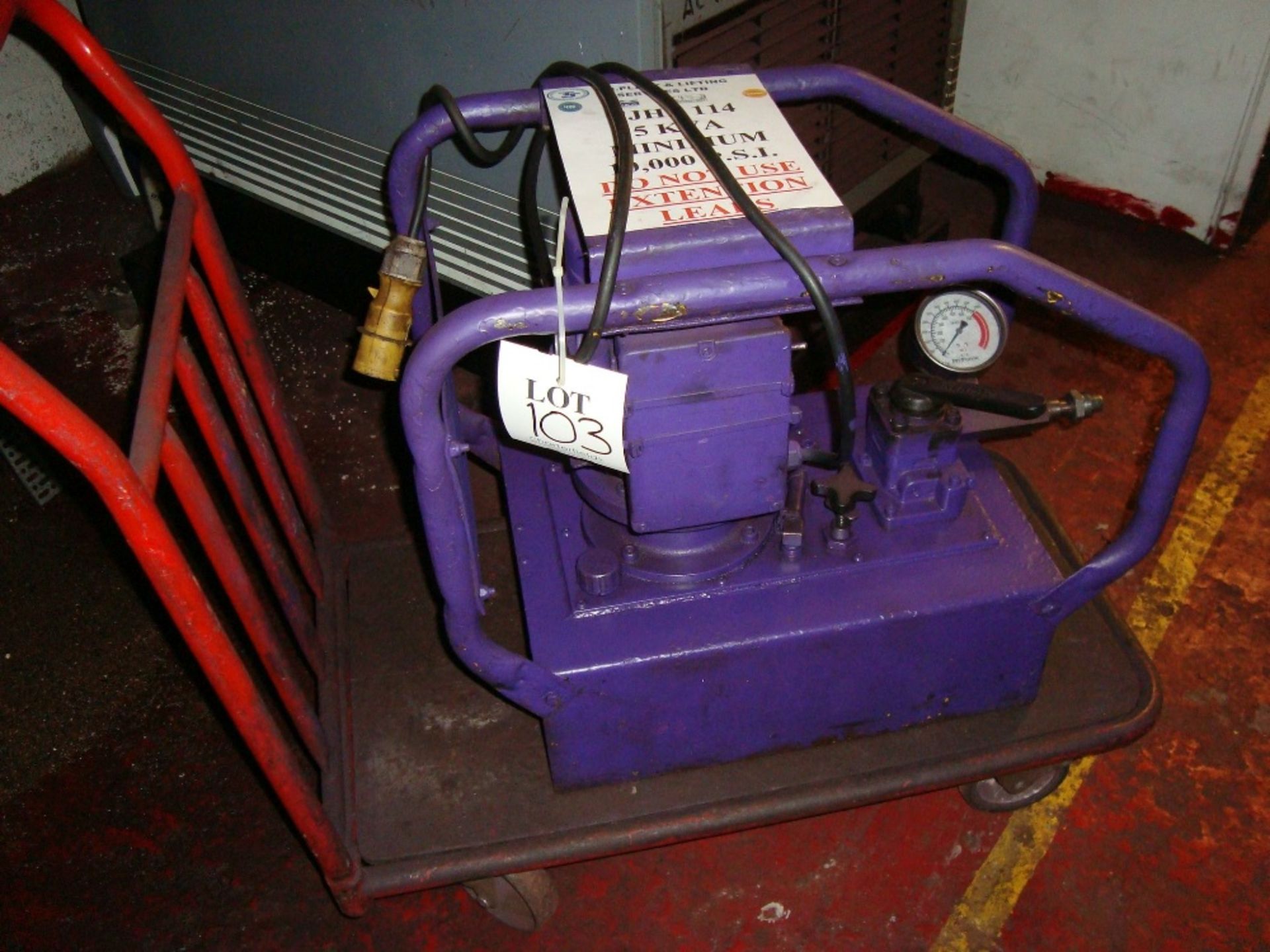 2 - motorised 110V hydraulic power packs with a quantity of approximately 40 hydraulic rams, 10