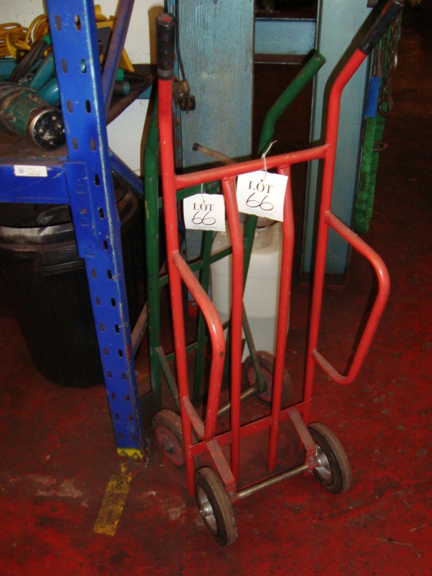 2 - Mobile gas bottle trollies