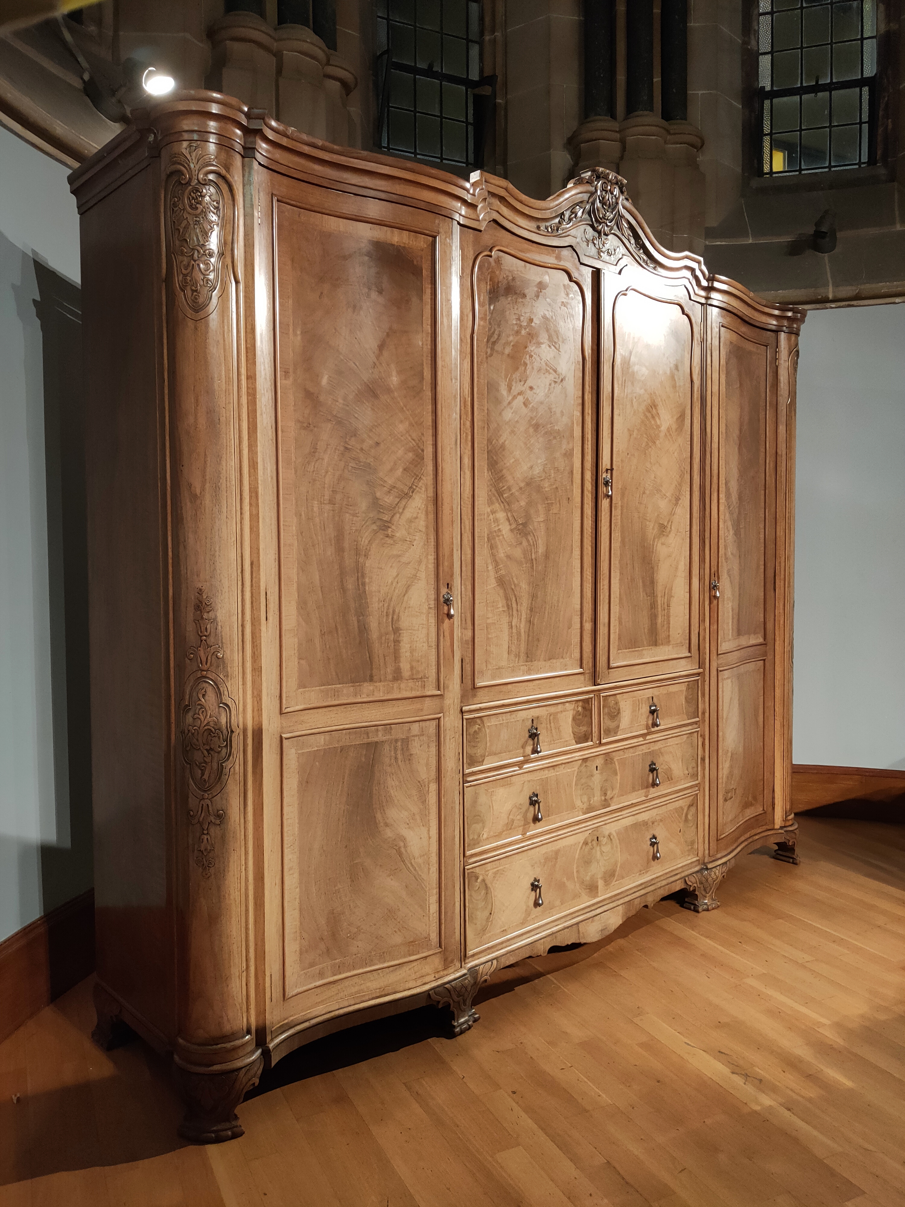 Whytock & Reid Walnut Wardrobe - built for Coco Chanel in Rosehall 1926 - Image 3 of 14
