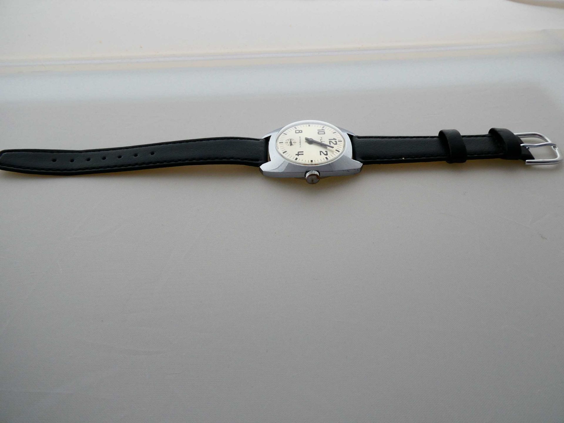Frühe Ruhla Armbanduhr aus Ende der 60-er Jahre - Image 3 of 4