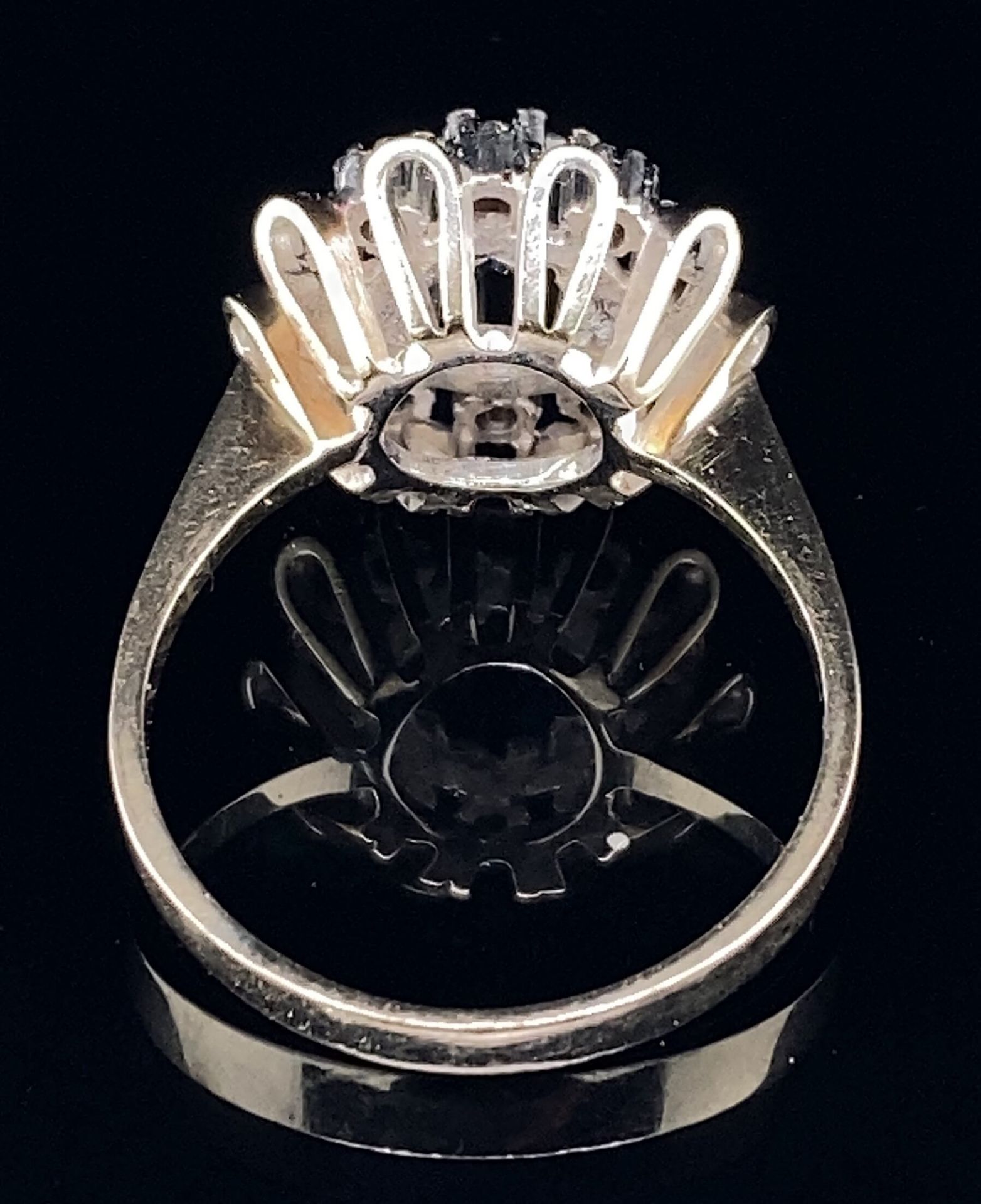 Ring mit Saphir und ca. 0,1 ct Diamanten - Bild 3 aus 3