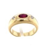 Ring mit Rubin und ca. 0,1 ct Brillanten