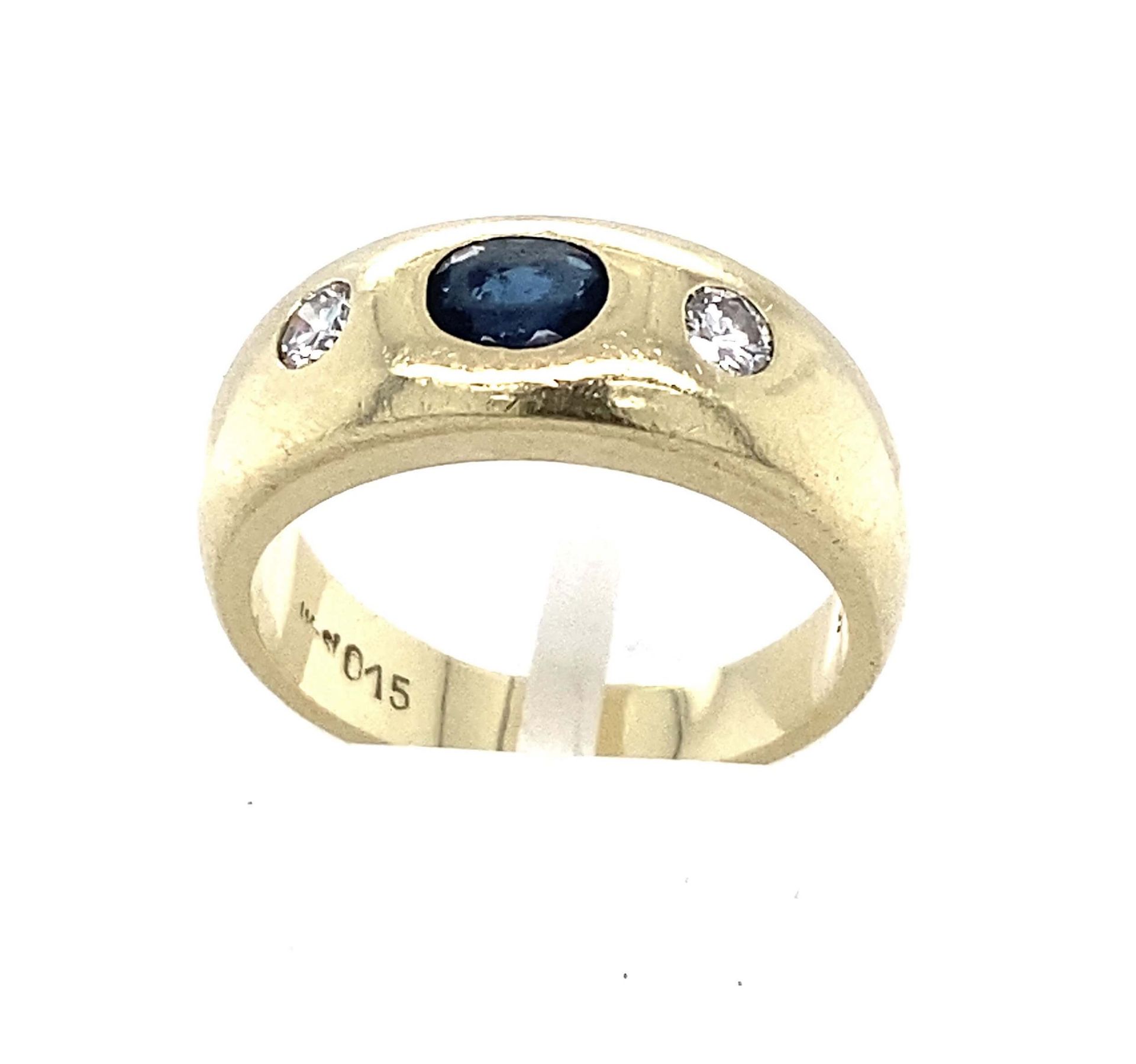 Ring mit Saphir und ca. 0,15 ct Brillanten